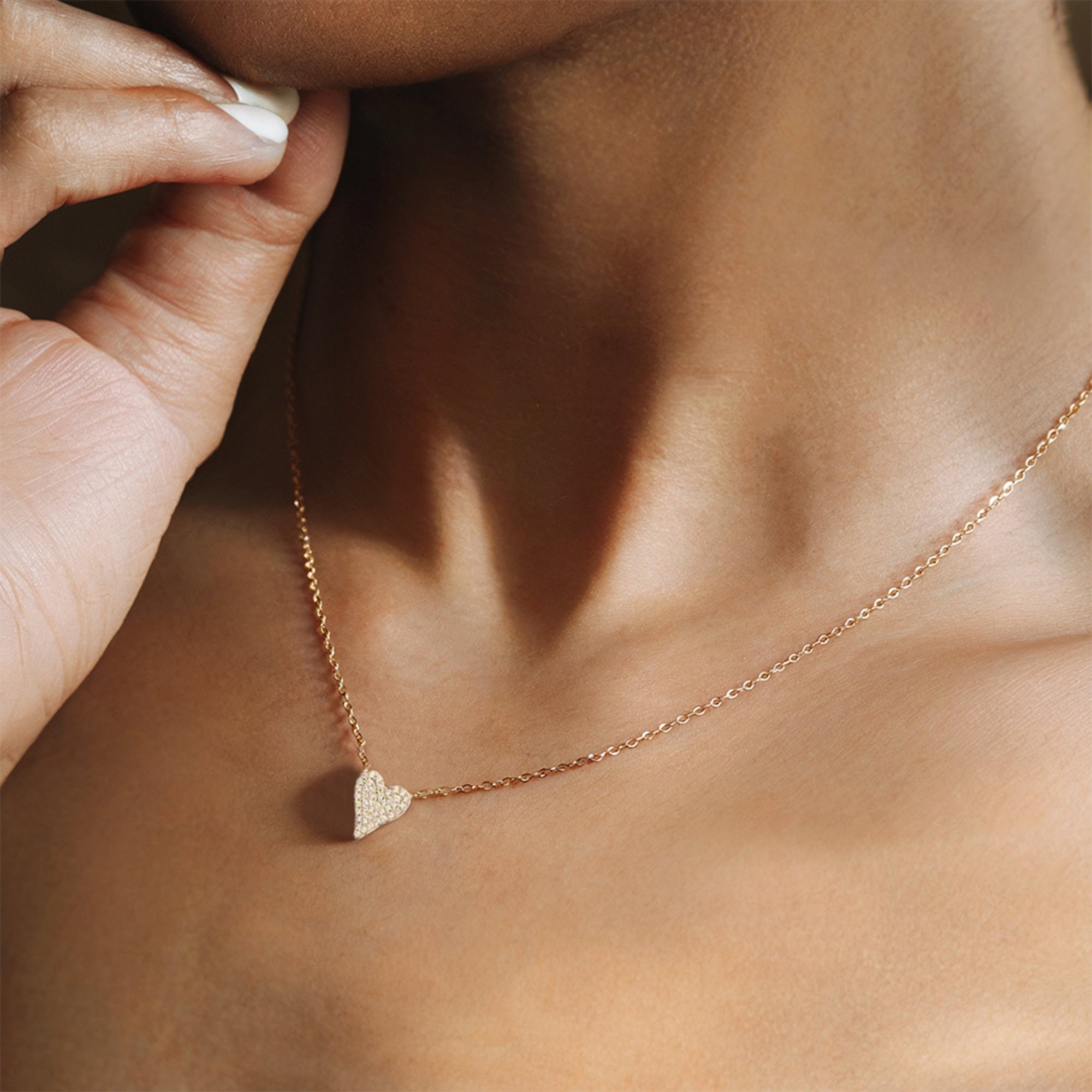 Lab-grown diamond heart pendant necklace in 14K or 18K solid gold.