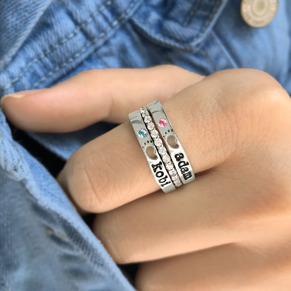 パーソナライズされたベビーフィート誕生石ネームリング - S925スターリングシルバー