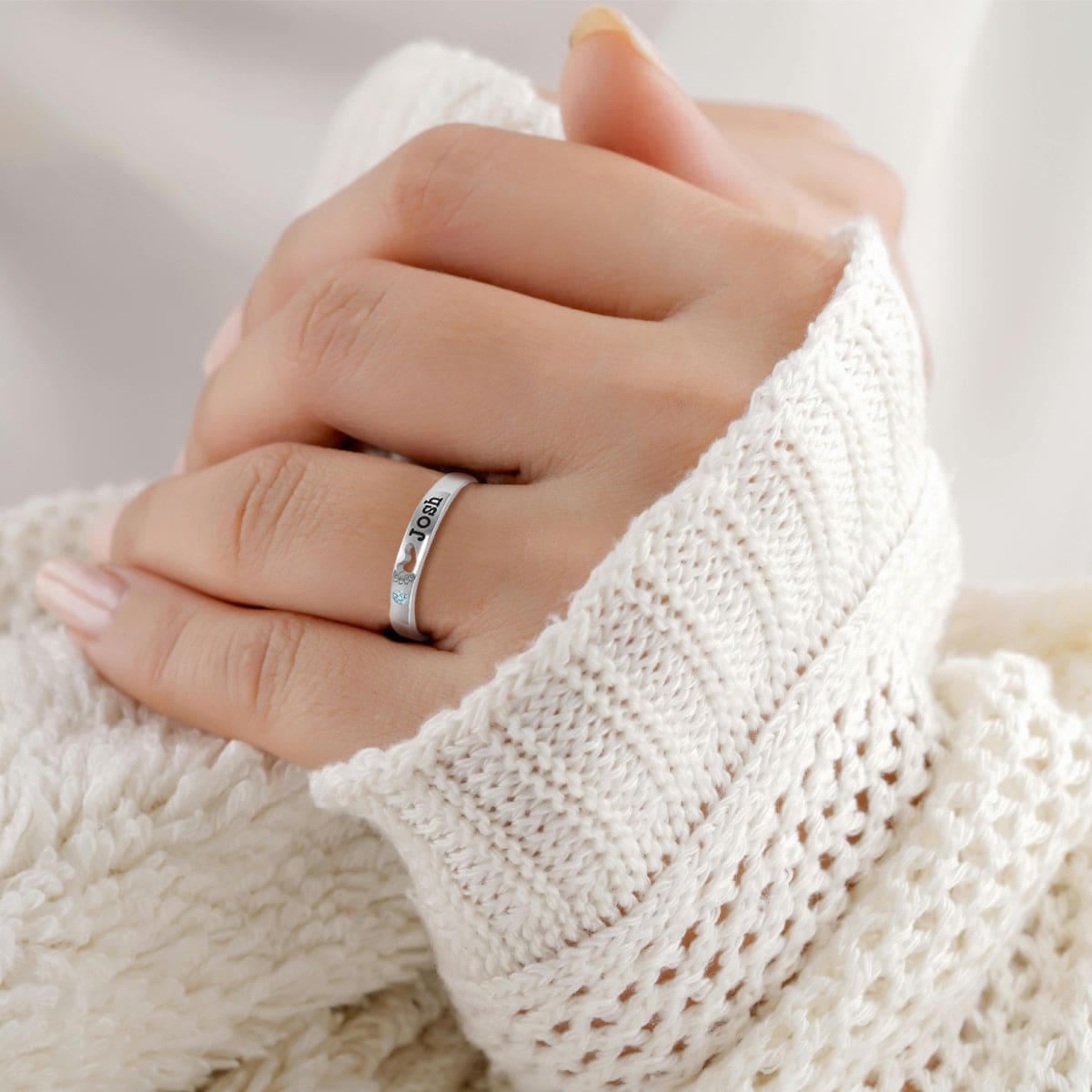 パーソナライズ ラウンドブリリアントカット 誕生石 ネームリング - S925 スターリングシルバー