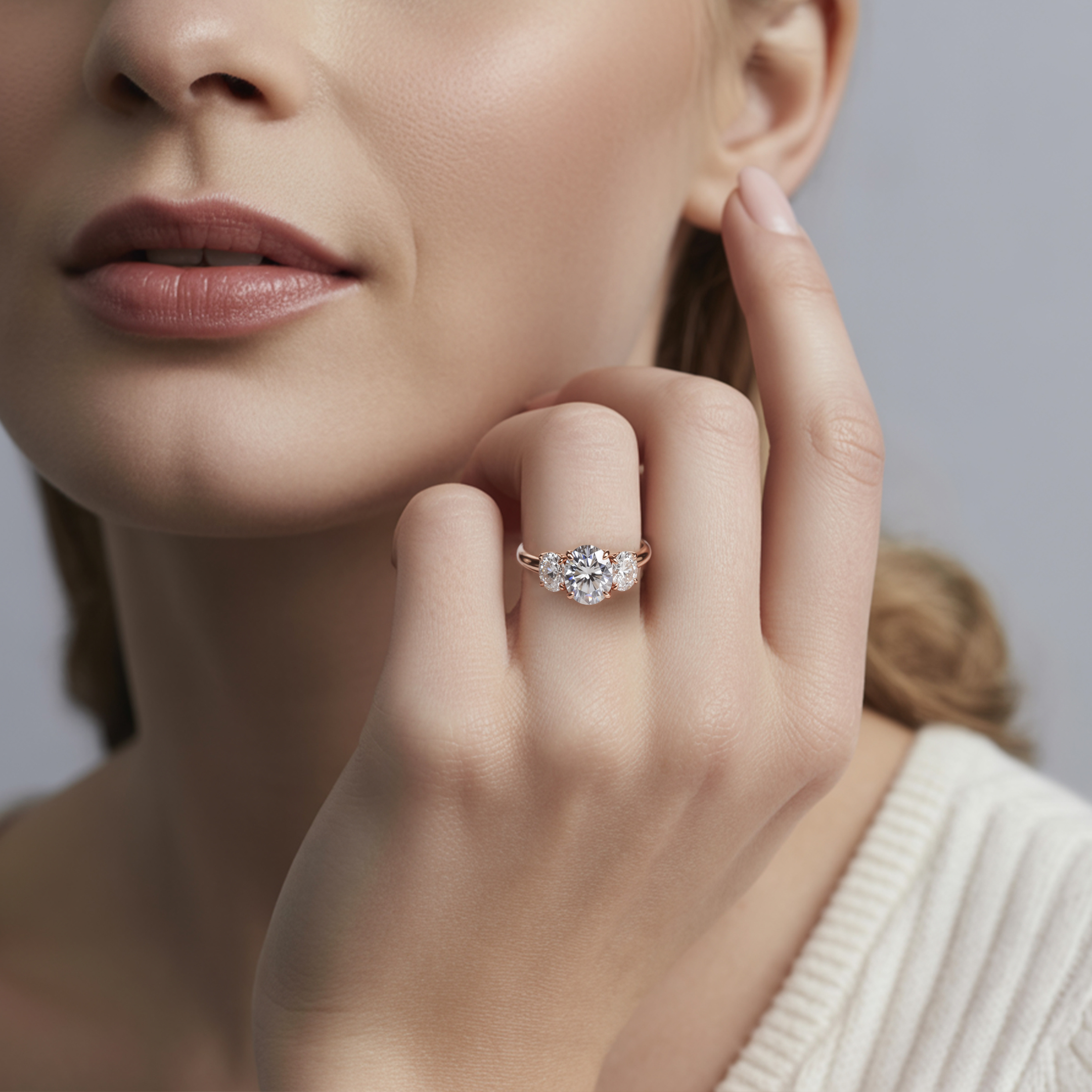 ルナ - スリーストーン モアッサナイトリング