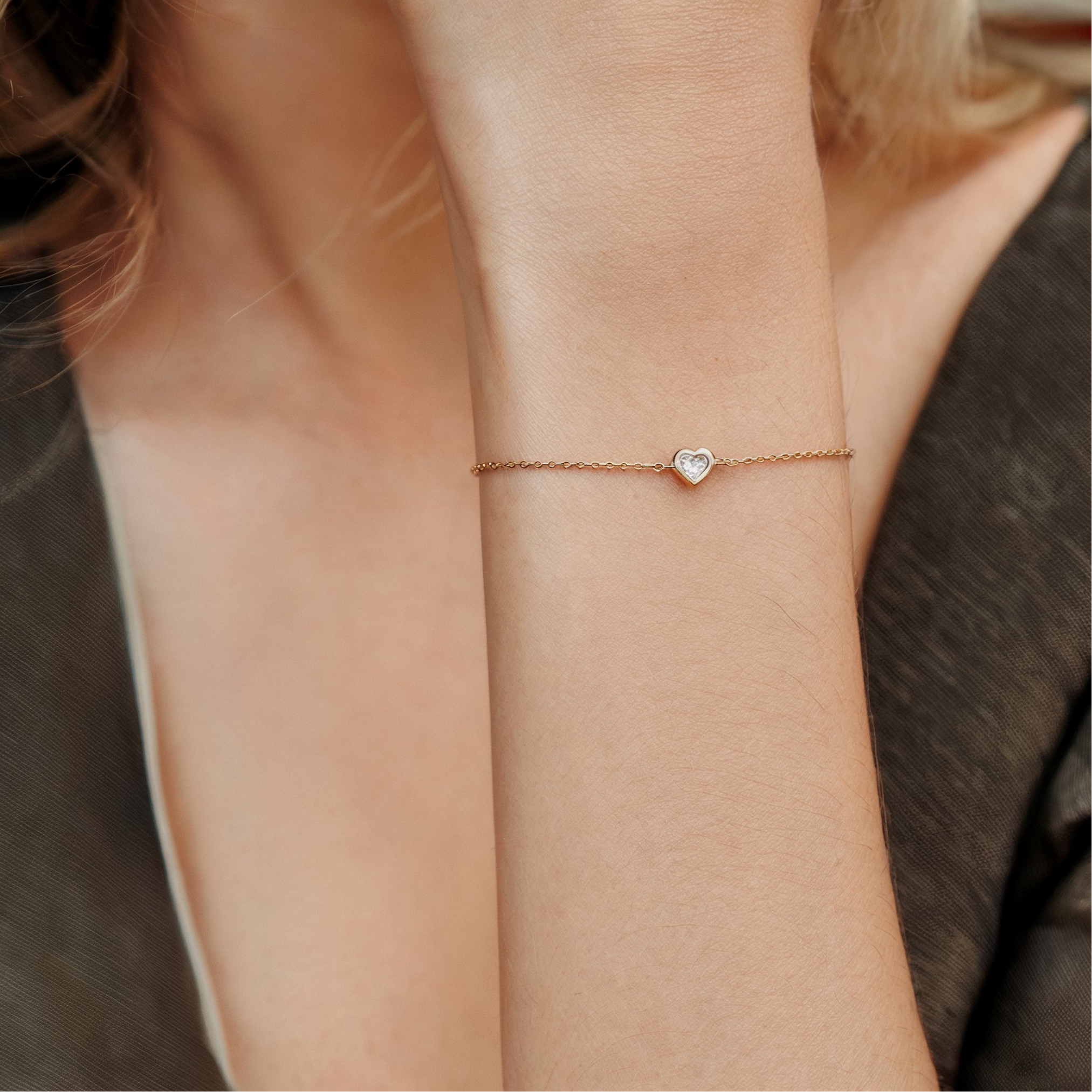 ゴールドベゼル ハート ブレスレット