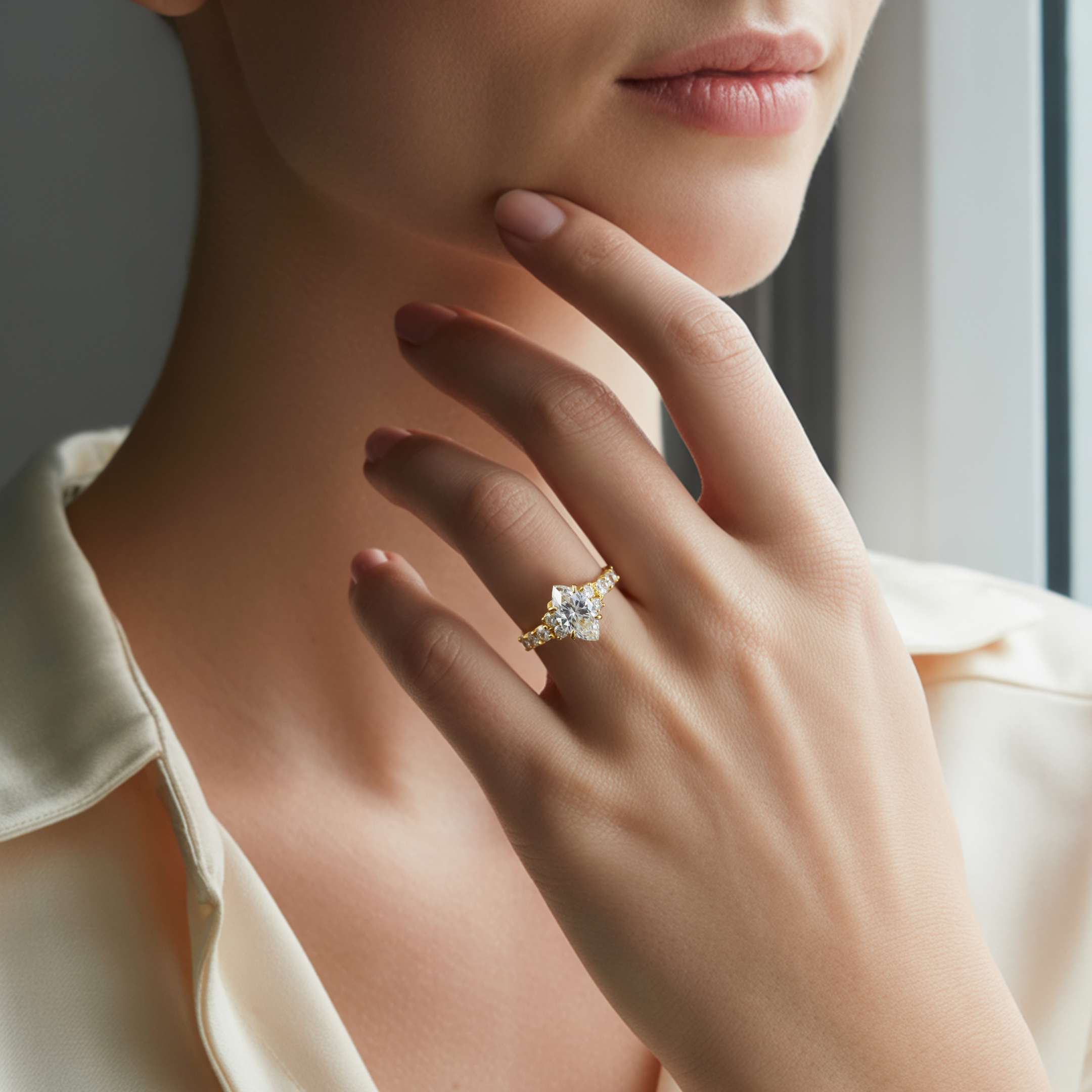 The Adelina Rae — Marquise Cut Moissanite Ring
アデリナ・レイ — マーキスカット モアッサナイトリング