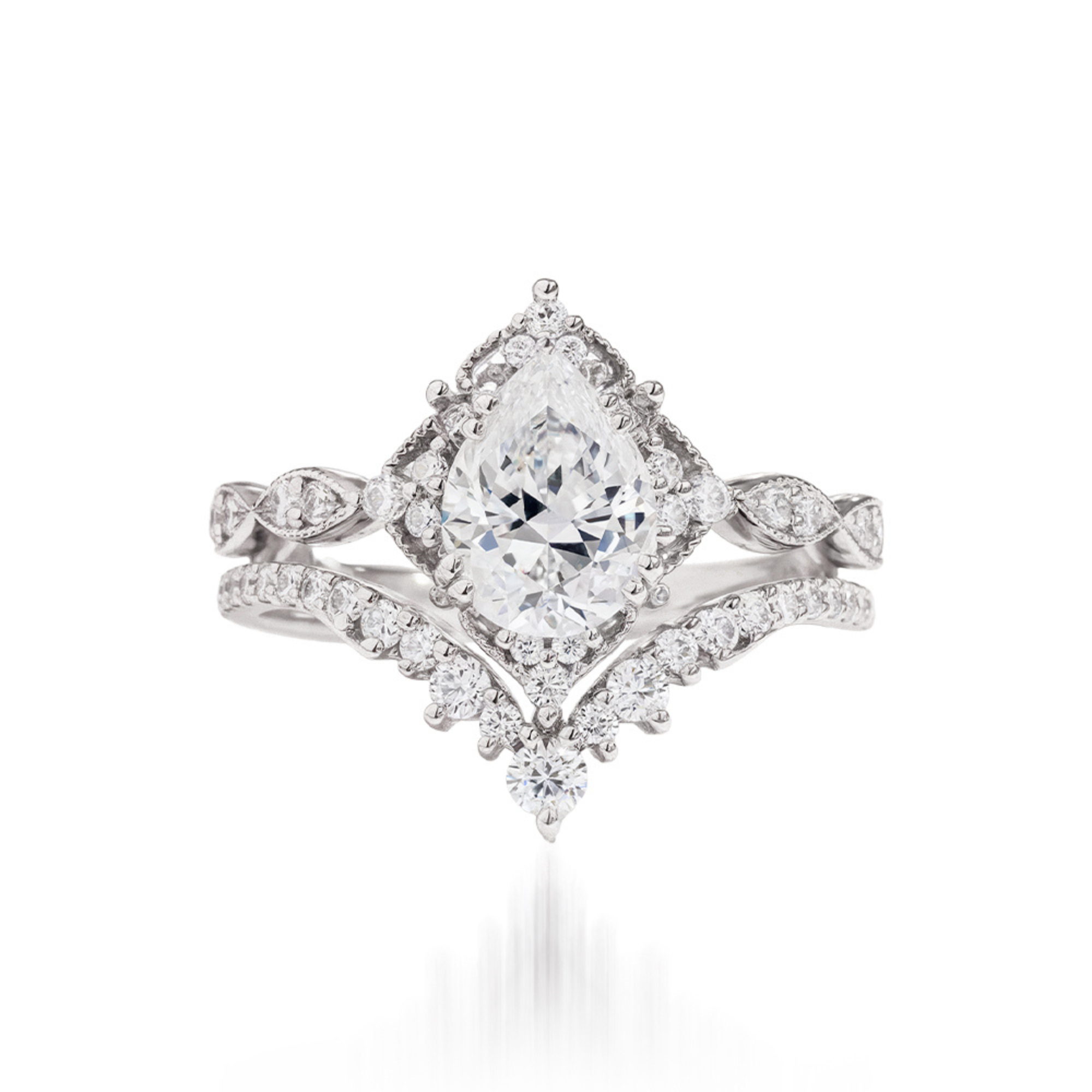 ヴィンテージ ペアカット ダイヤモンドリング