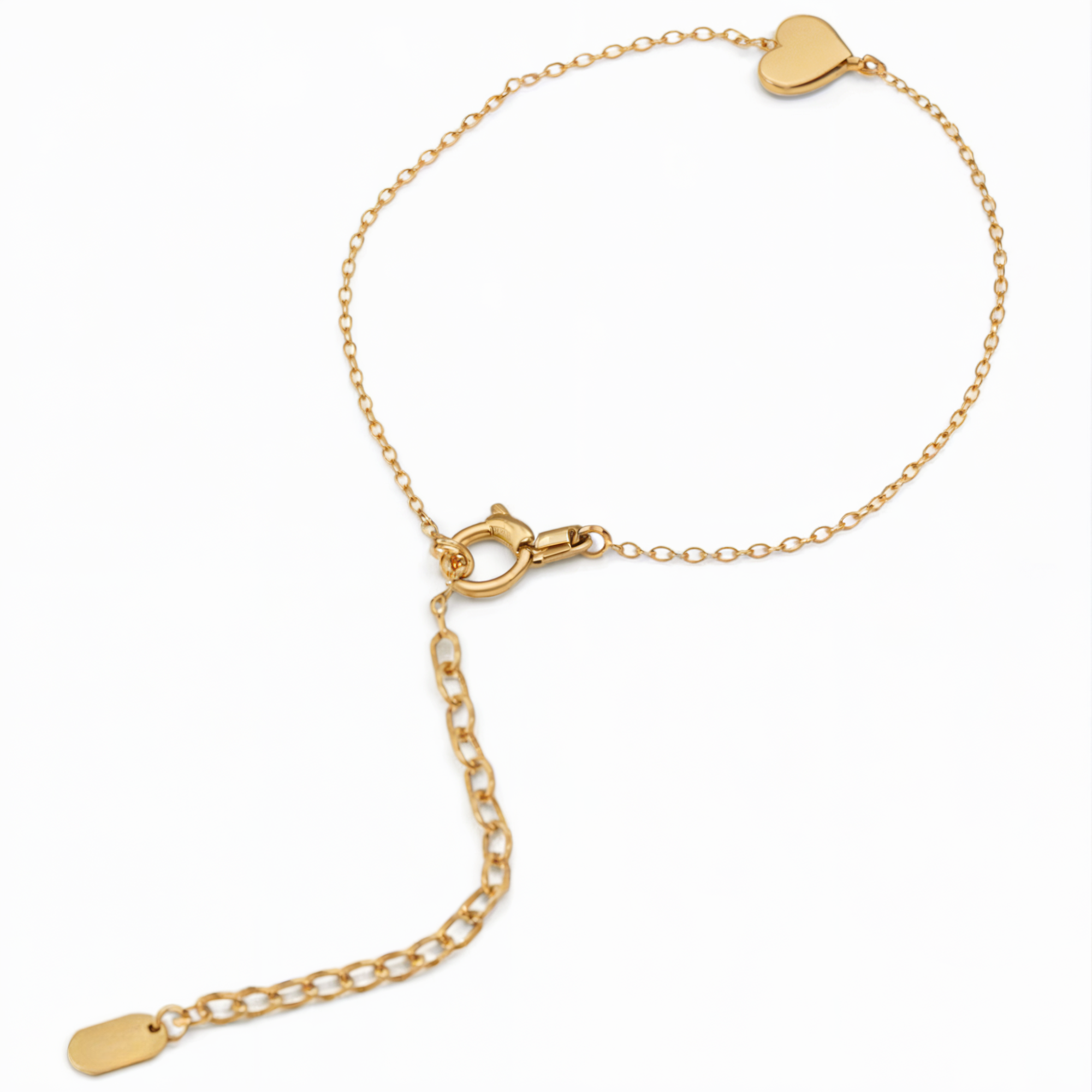 繊細なプチハートブレスレット