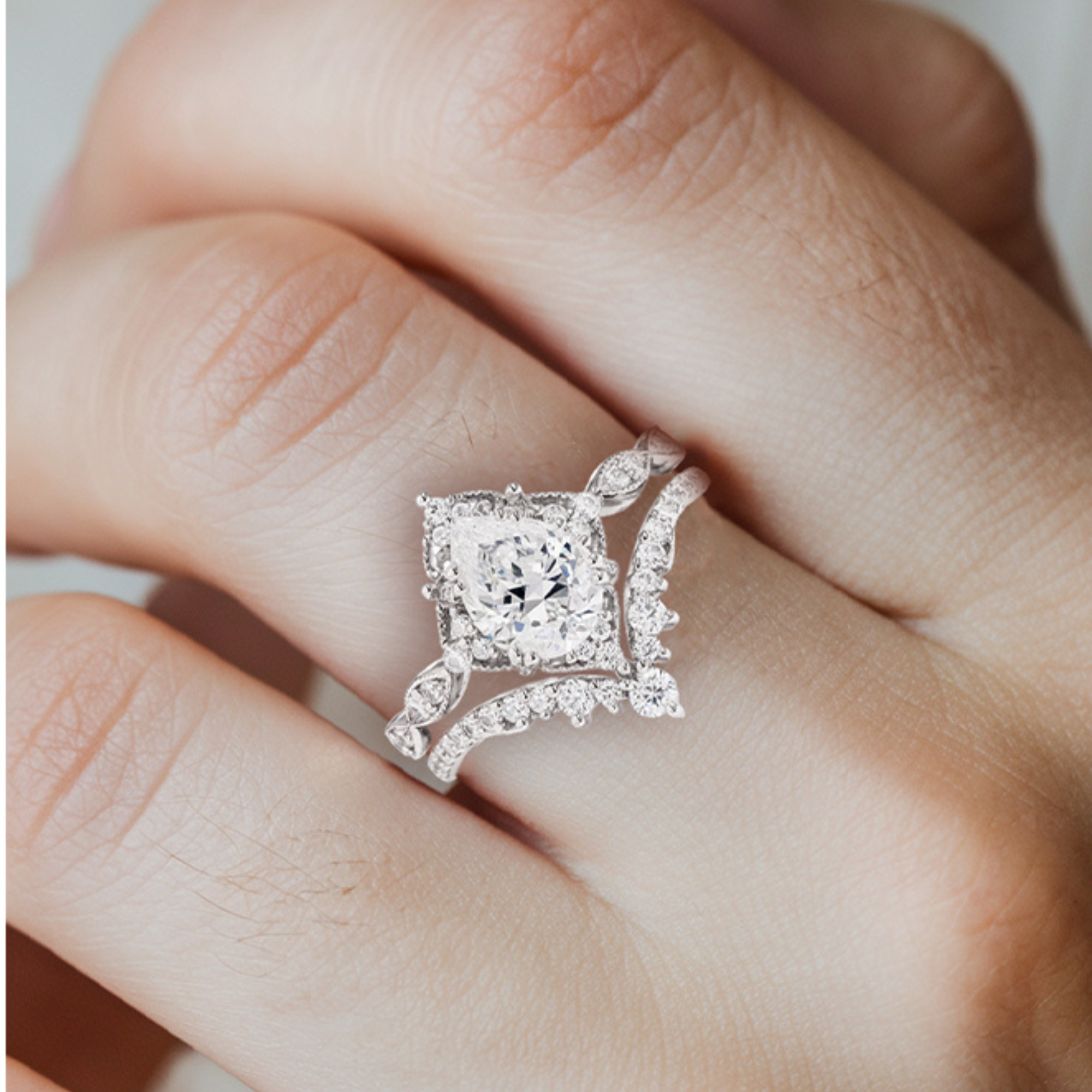 ヴィンテージ ペアカット ダイヤモンドリング