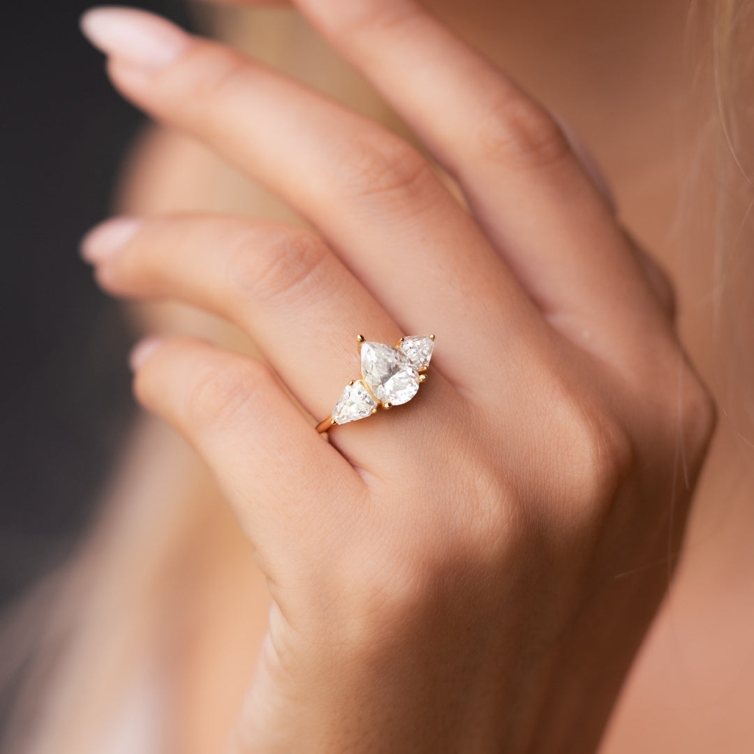 リリー - ゴールド