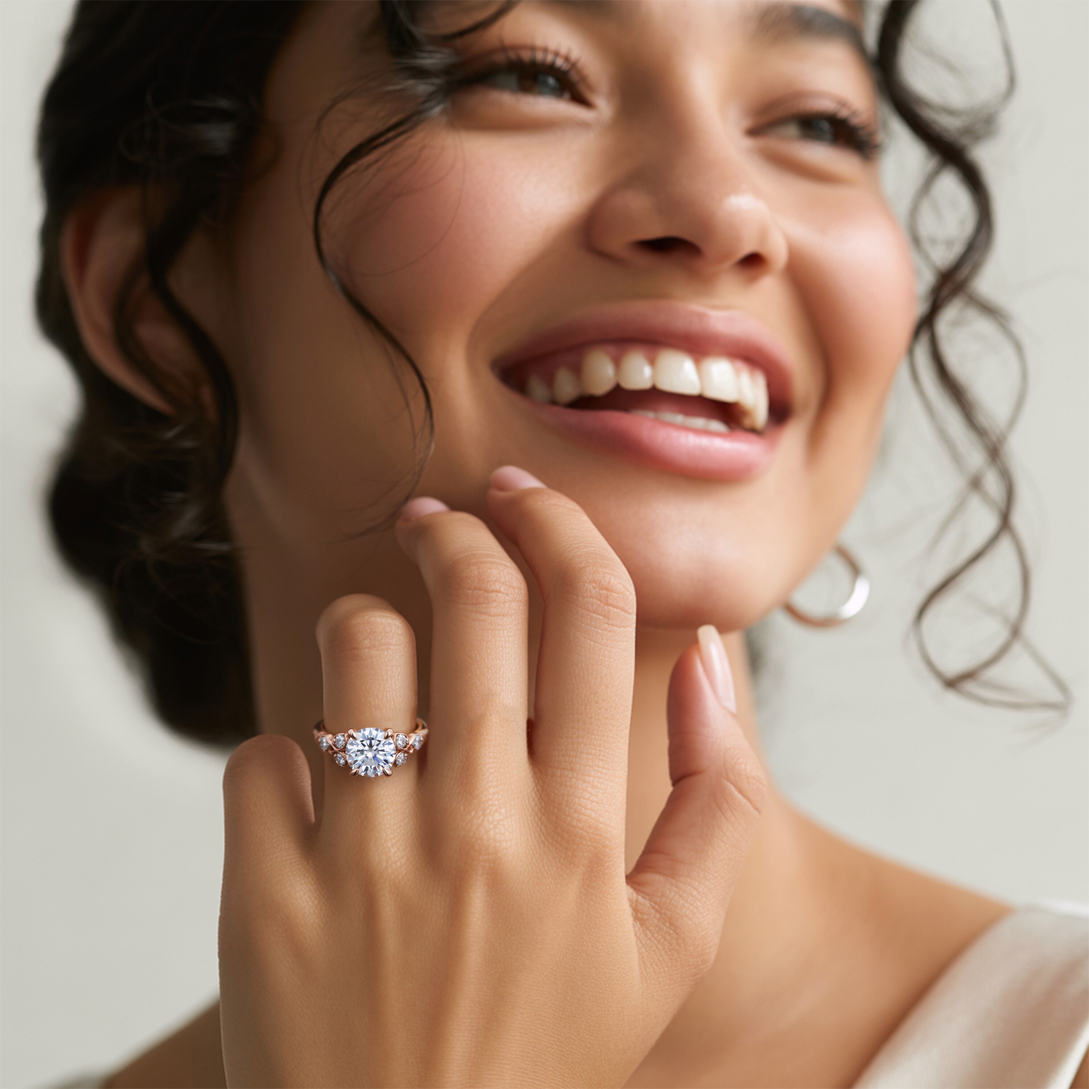 <Katalina>1.5CT ラウンドカット ホワイトモアサナイトリング