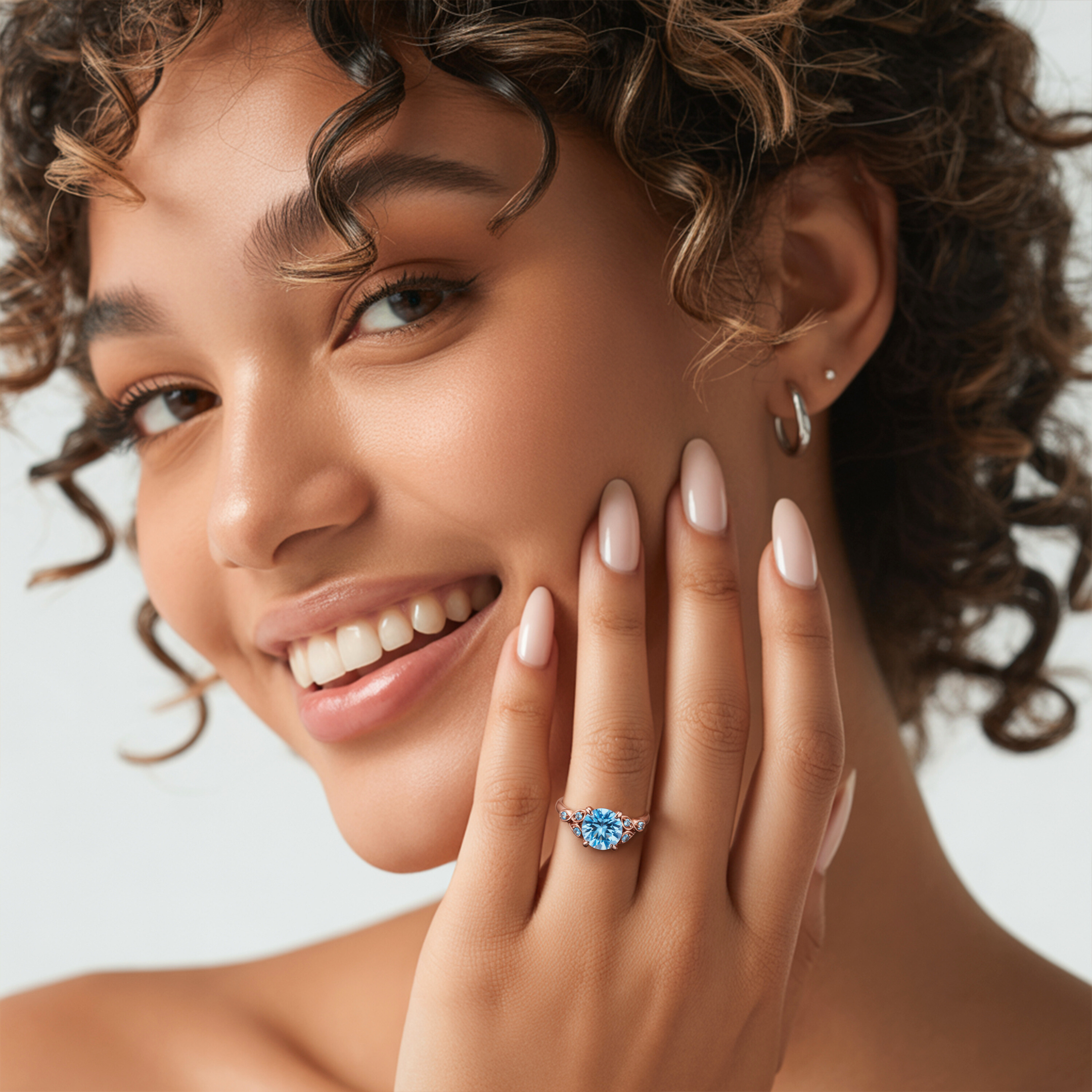 カタリーナ 2CT ラウンドカット モアッサナイトリング