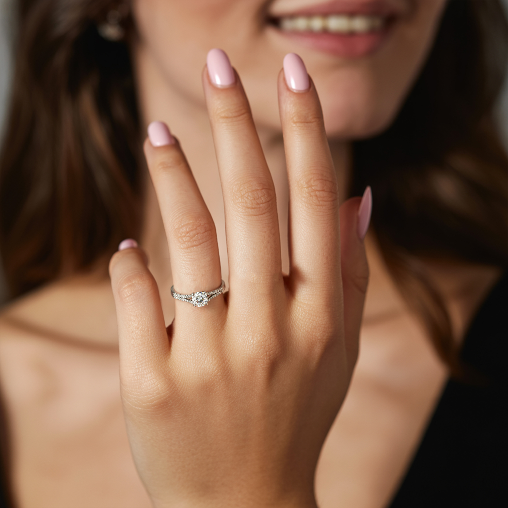 1CT ラウンドカット スプリットシャンク モアッサナイトリング