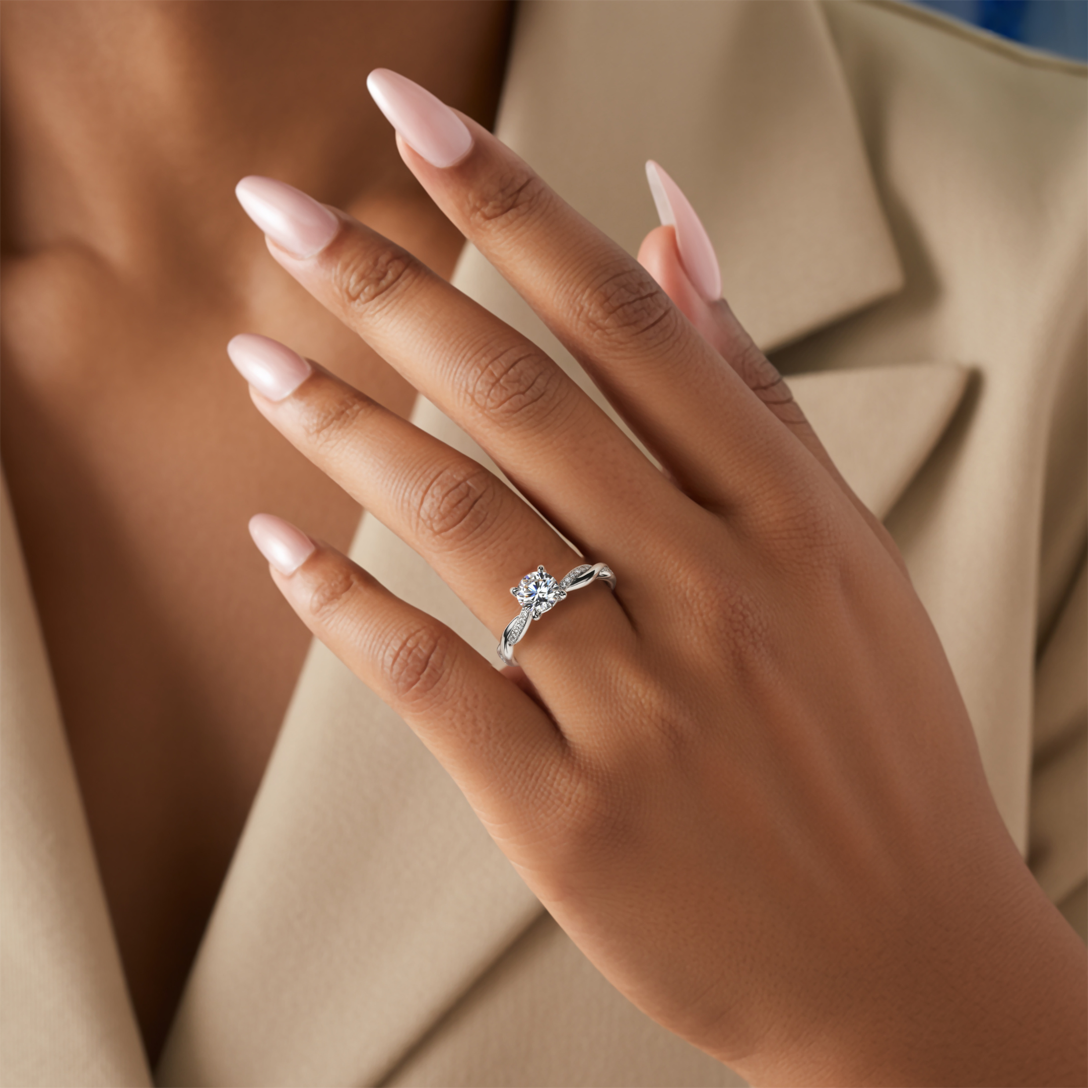 ツイストバンド 1CT ラウンドカット モアッサナイトリング