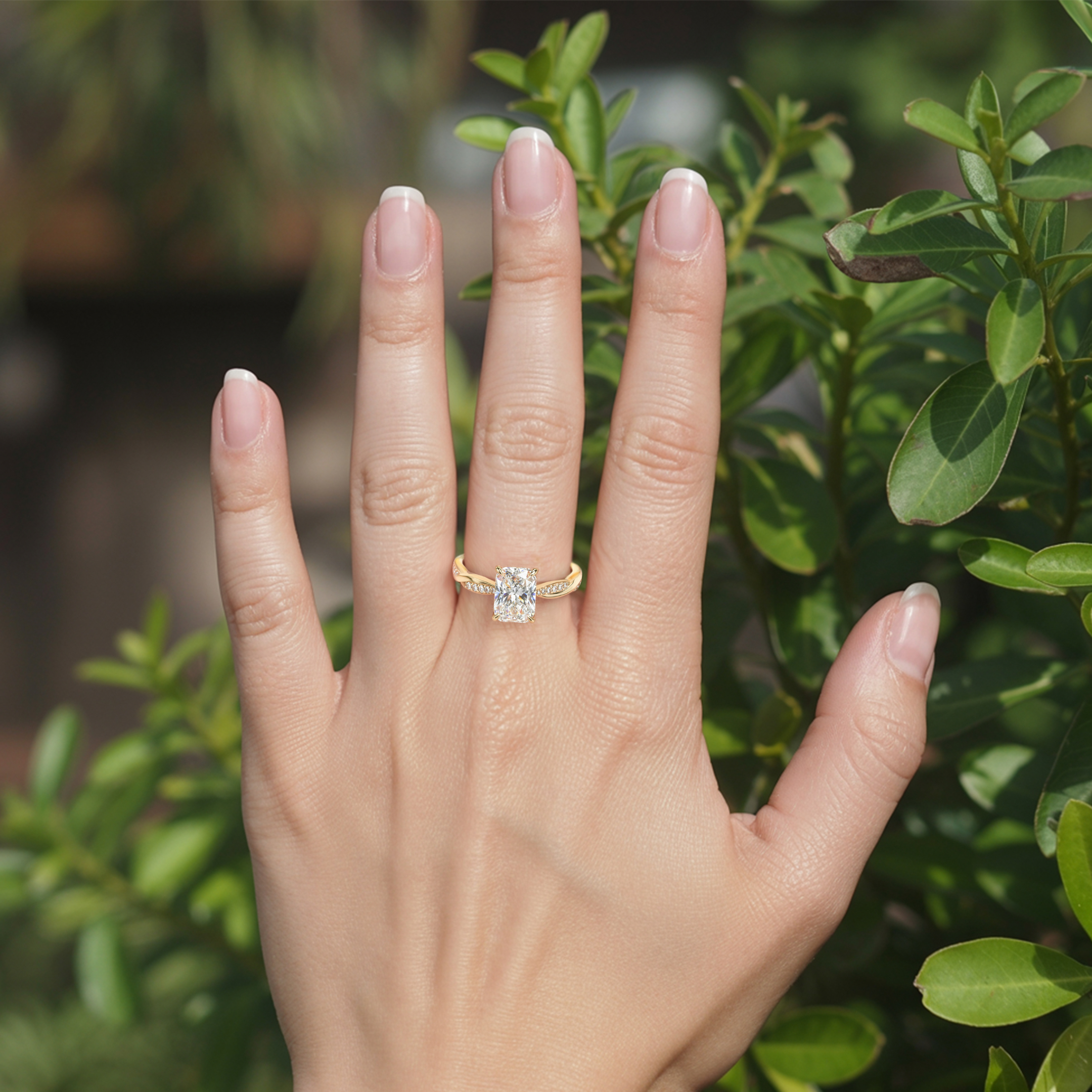 ツイストバンド 1CT クッションカット モアッサナイトリング