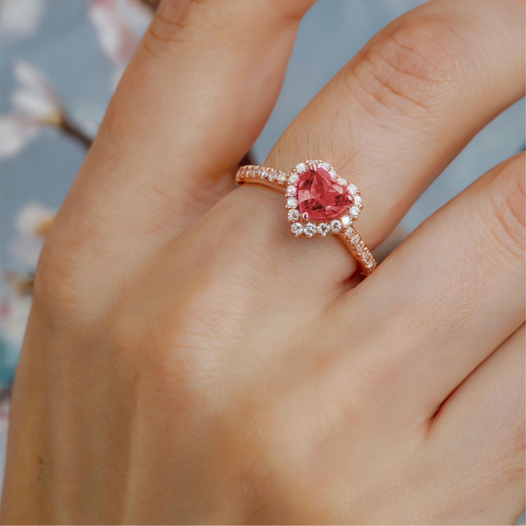 ヴィンテージ ヘイロー 2CT ハート エンゲージリング