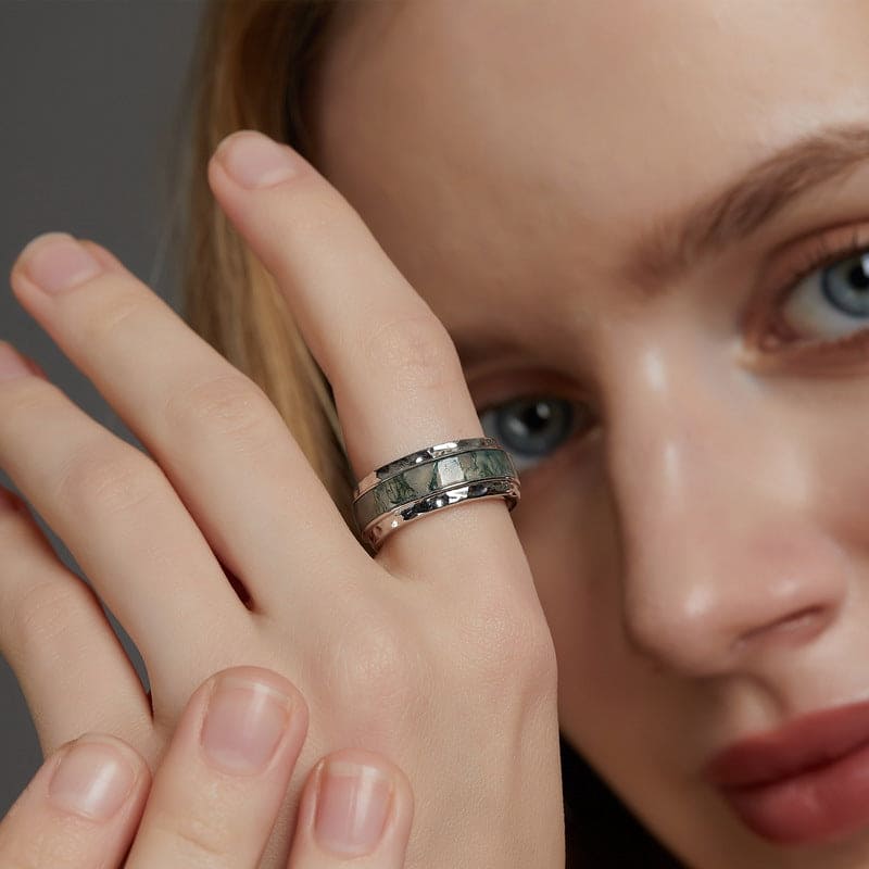 天然モスアゲート 流線型インレイバンドリング - S925スターリングシルバー