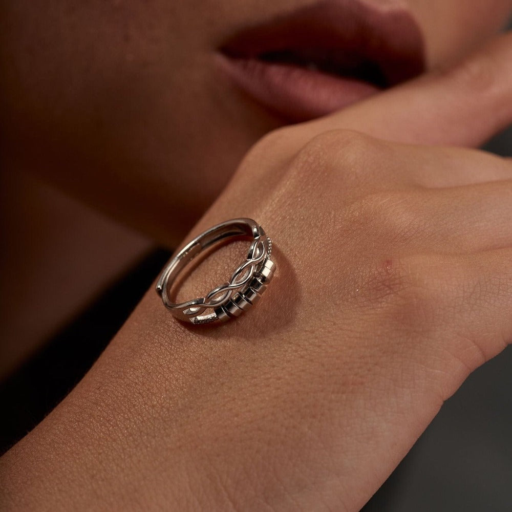 心地よいセレナーデ フィジェットリング - スターリングシルバー