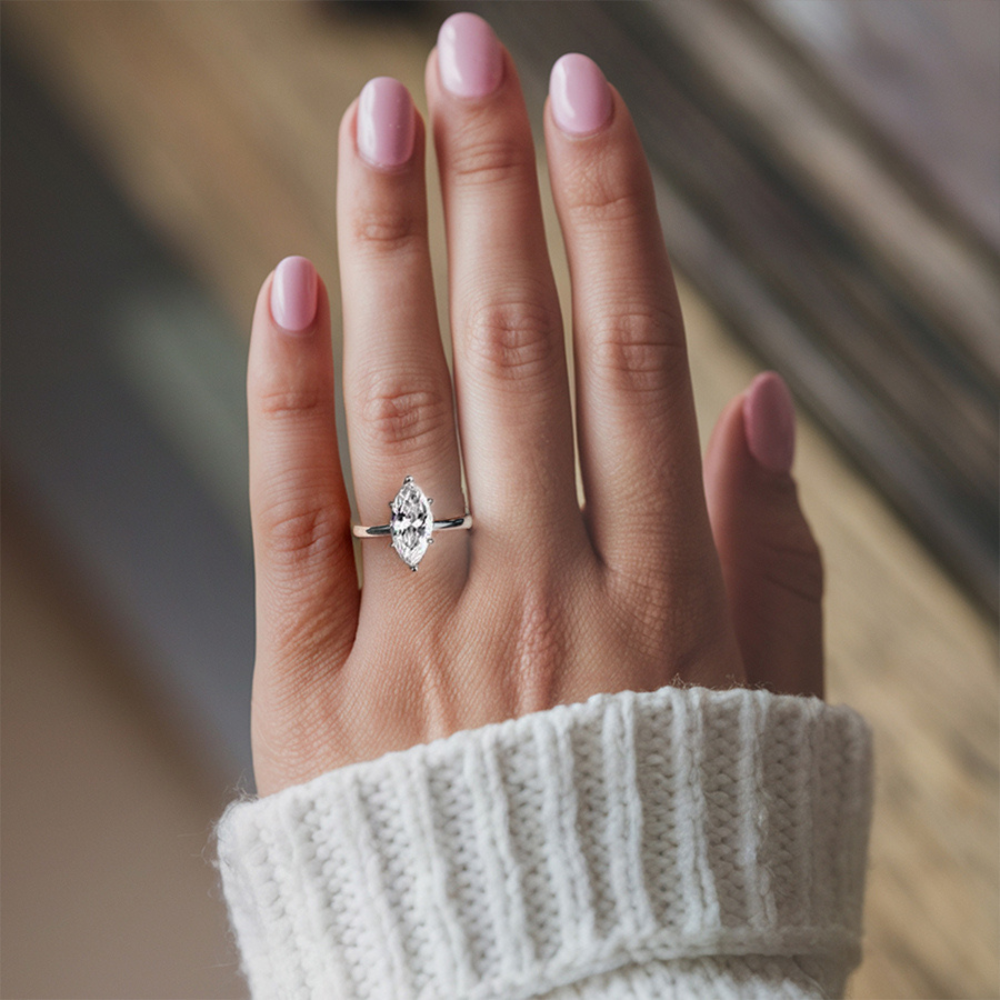 1CT マーキスカット ソリティア モアッサナイトリング