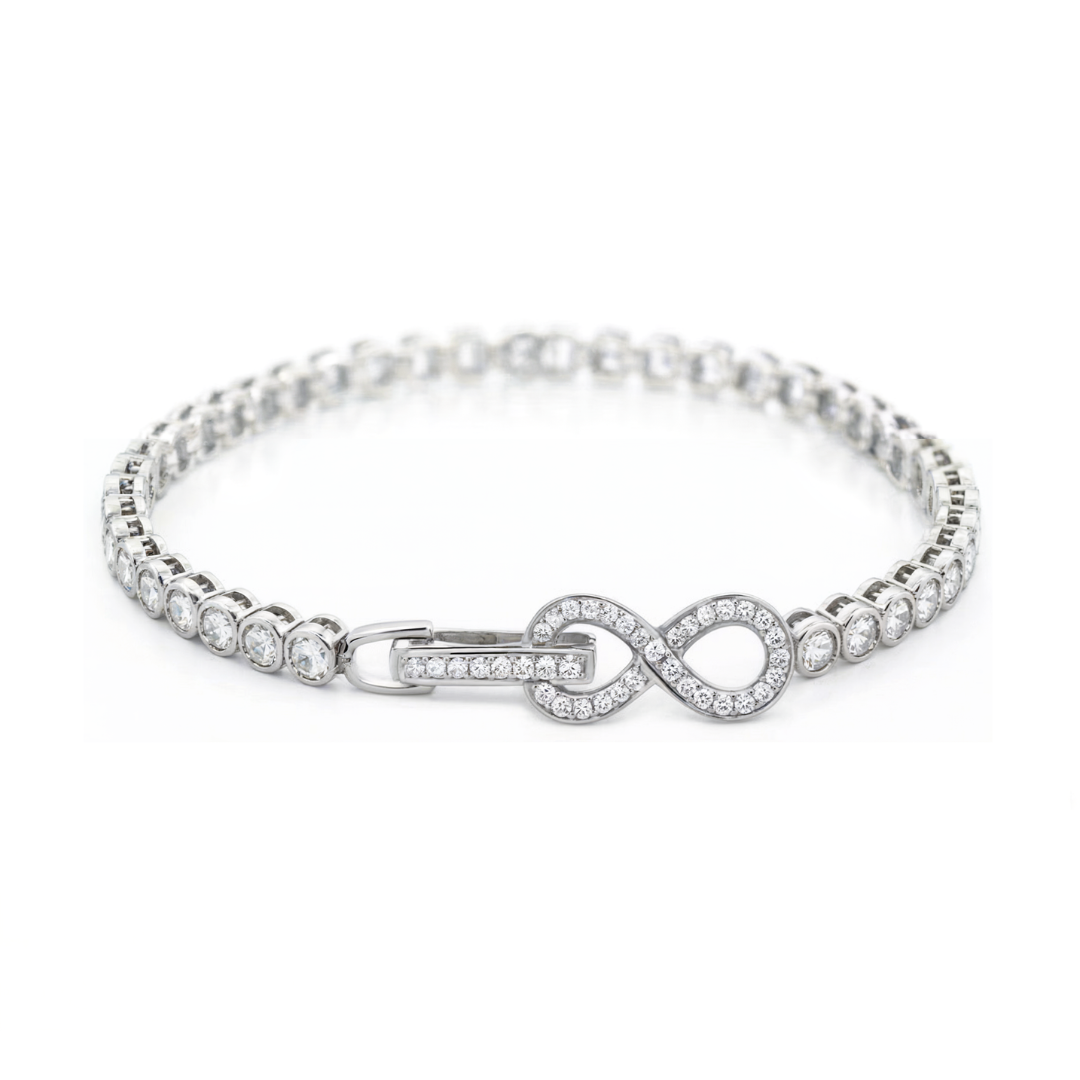 リンクされたモアッサナイト インフィニティ ブレスレット