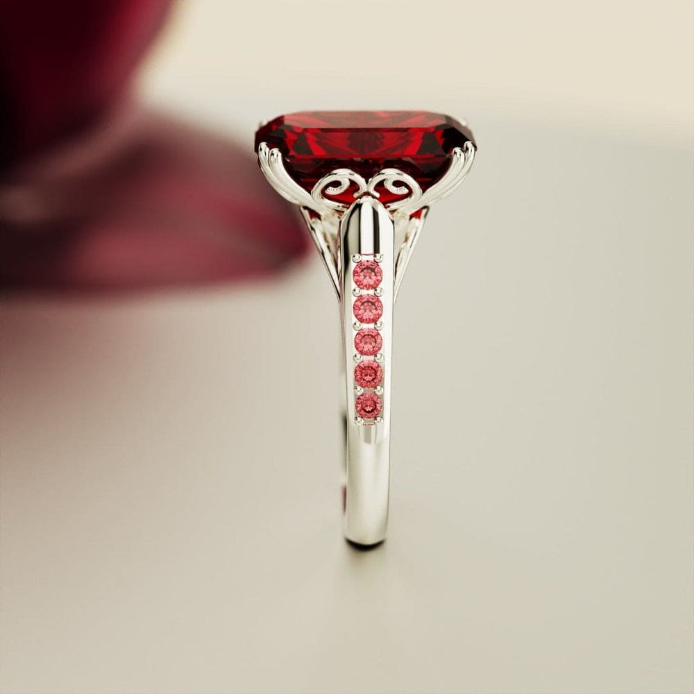 レッドドリーム:エメラルドカット ルビー スカルプテッドリング - S925 スターリングシルバー