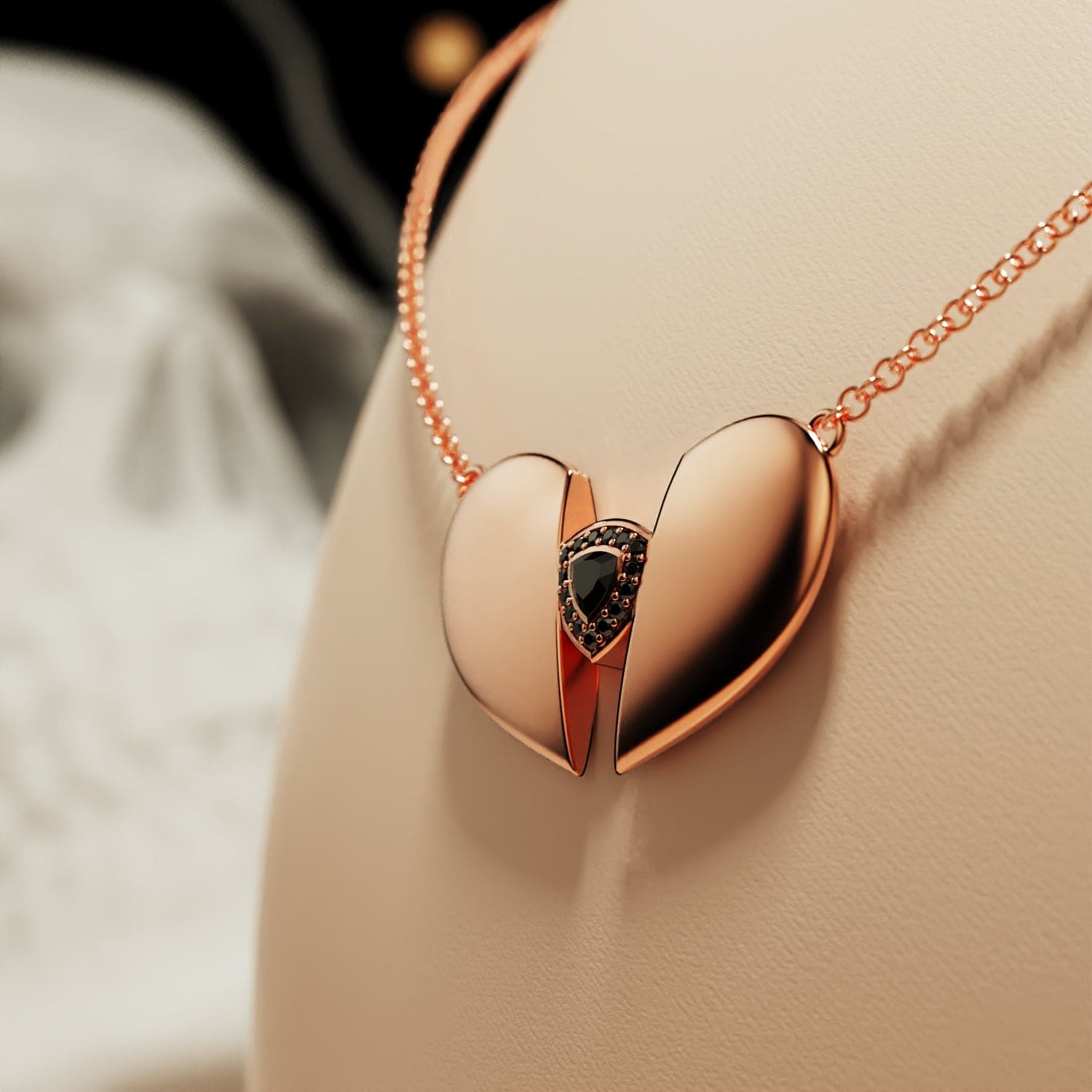 ミッドナイトティア - 堕天使 ブラックダイヤモンド トリニティ ハートネックレス