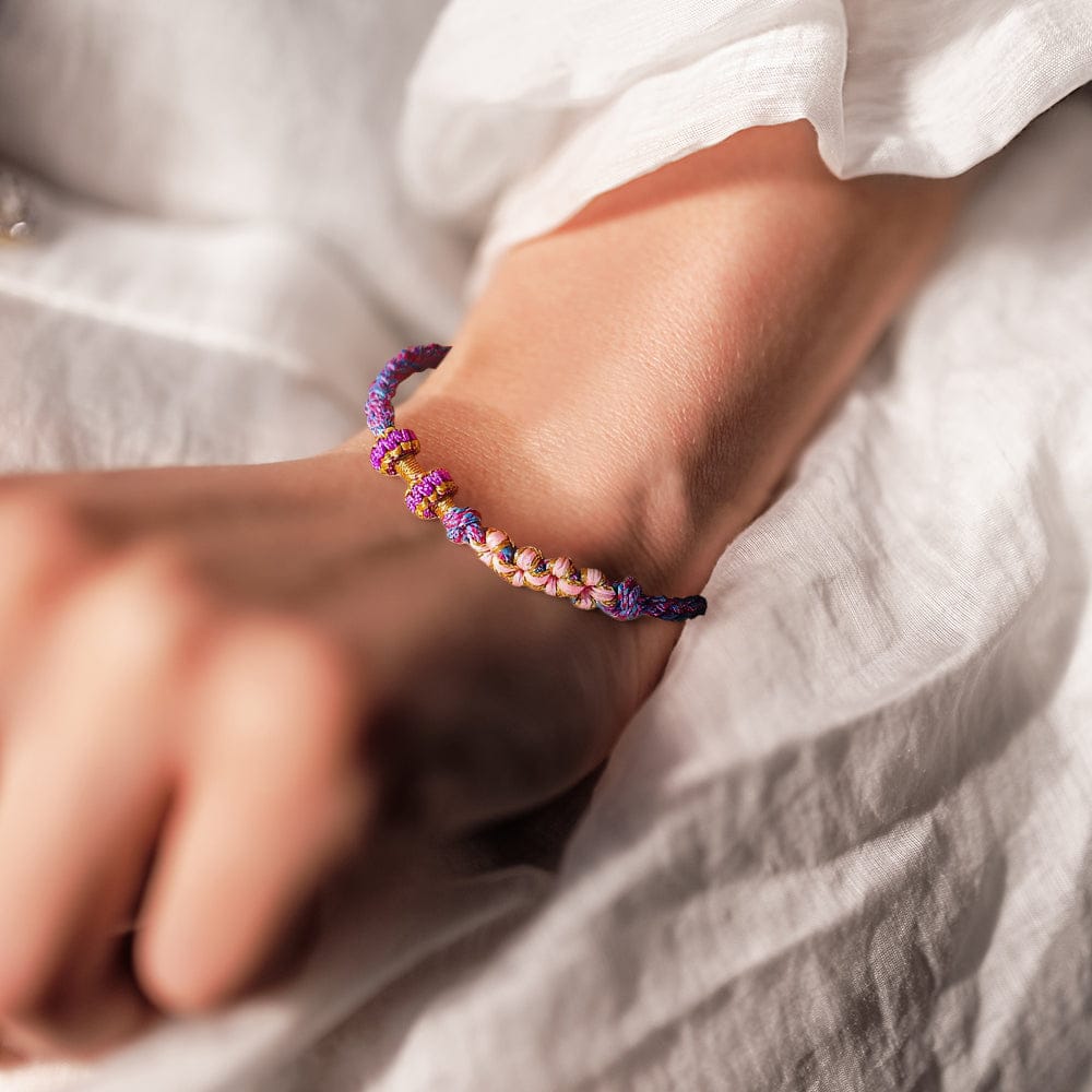 お孫さん | 決してほどけない絆 | 桃の花結びブレスレット