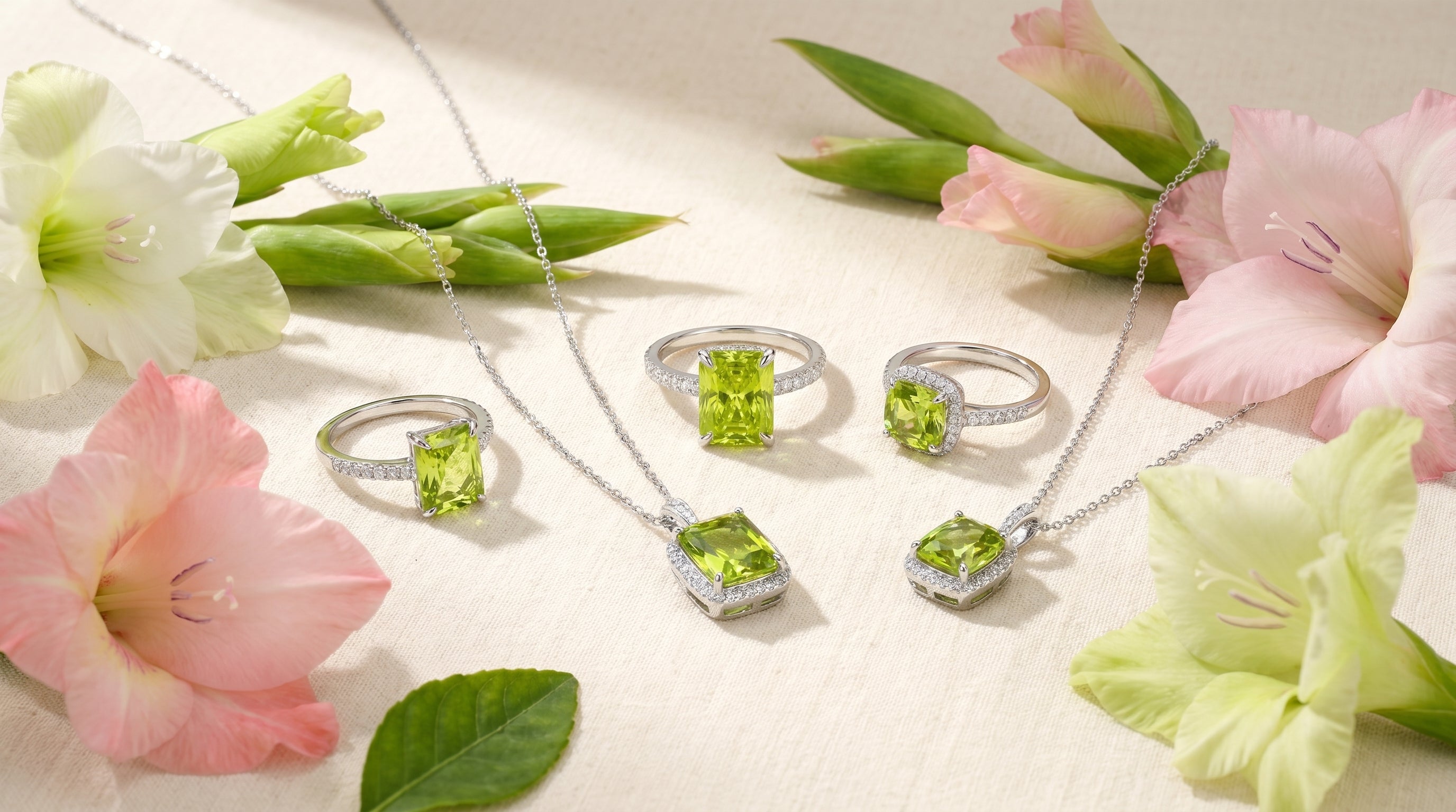 august birthstone and flower - hero image