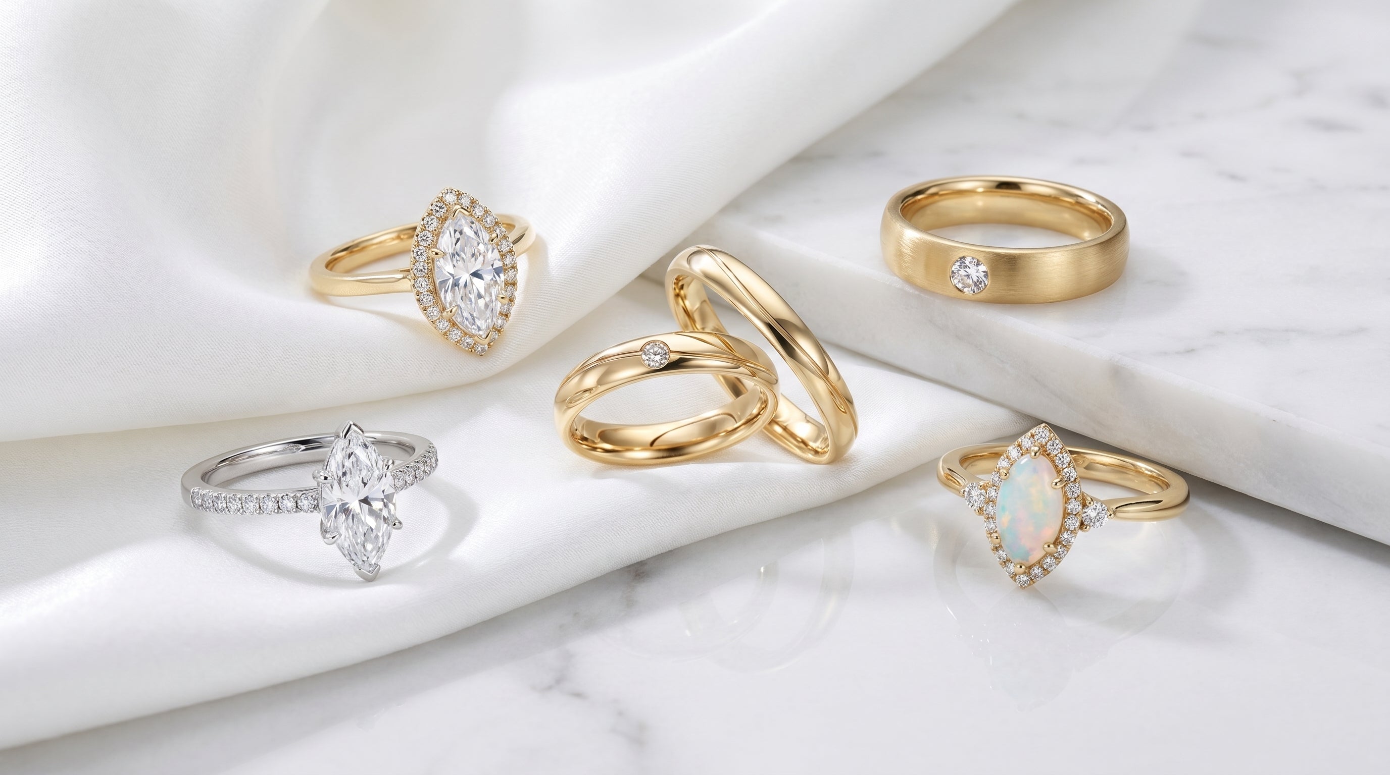 marquise wedding ring set - hero image