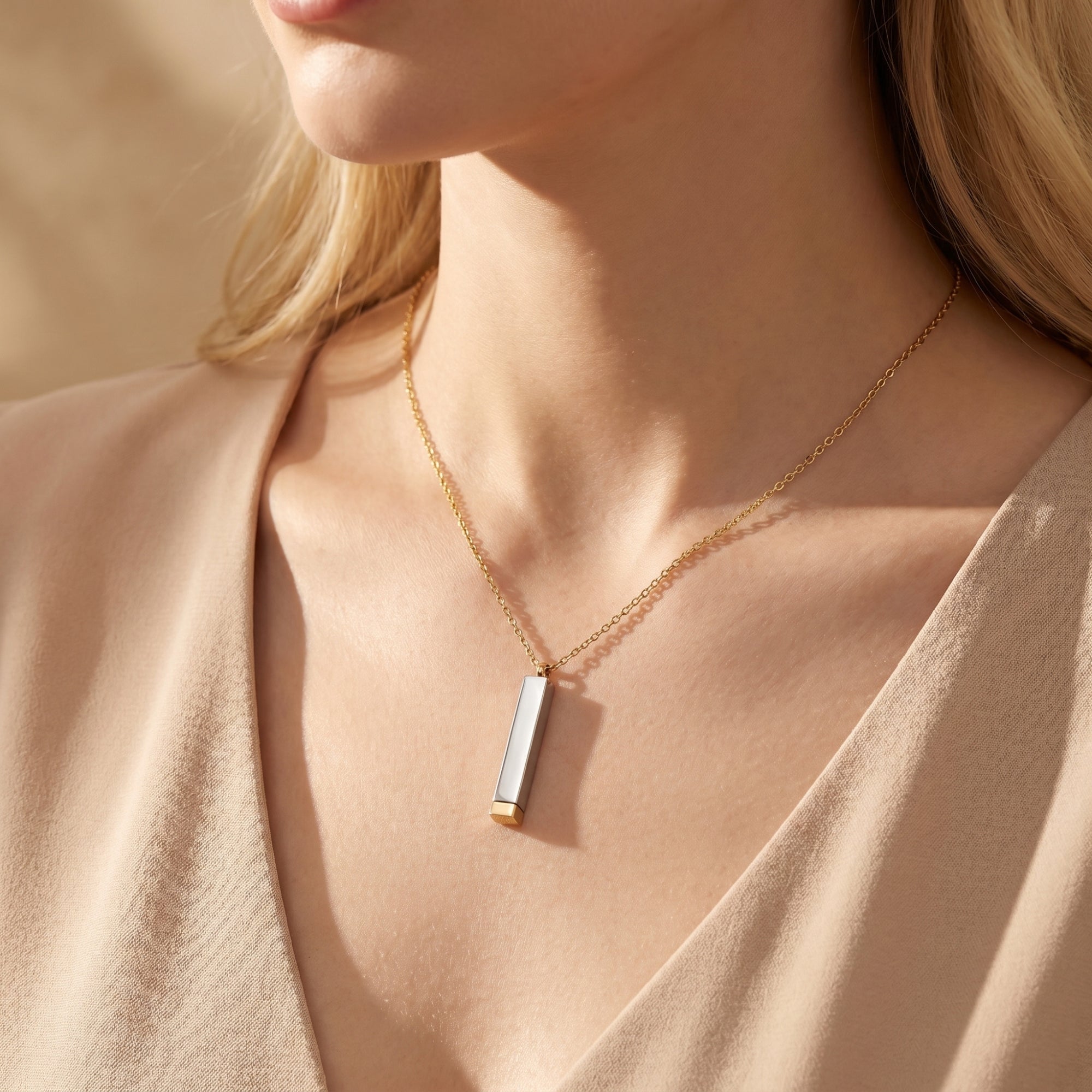 The Adelise Pendant Necklace
