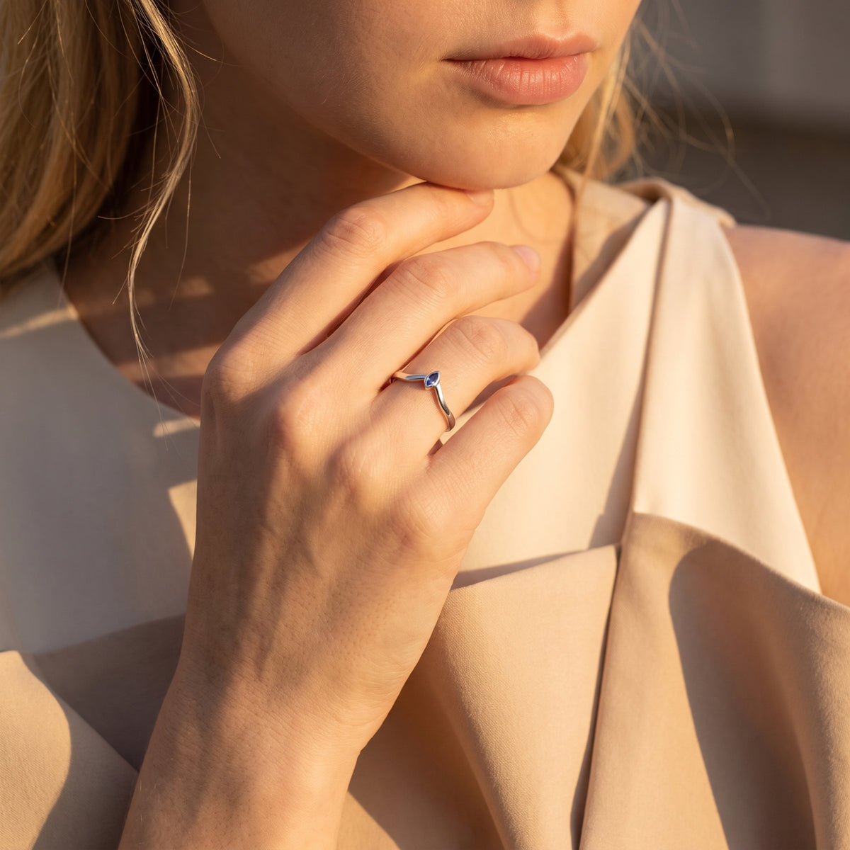 The Lumina Arch Ring