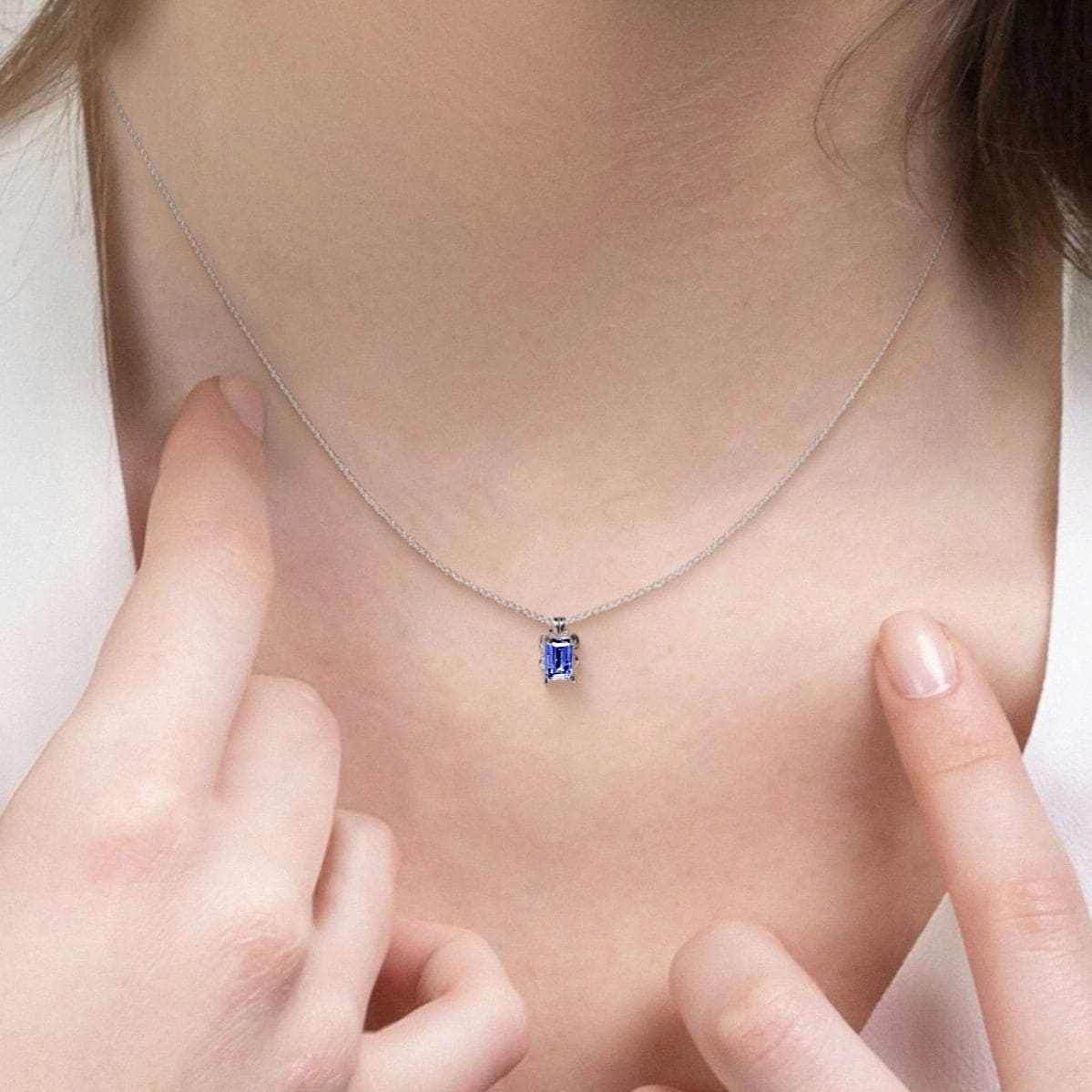 Collar con piedra natal de tanzanita de diciembre: plata de ley S925