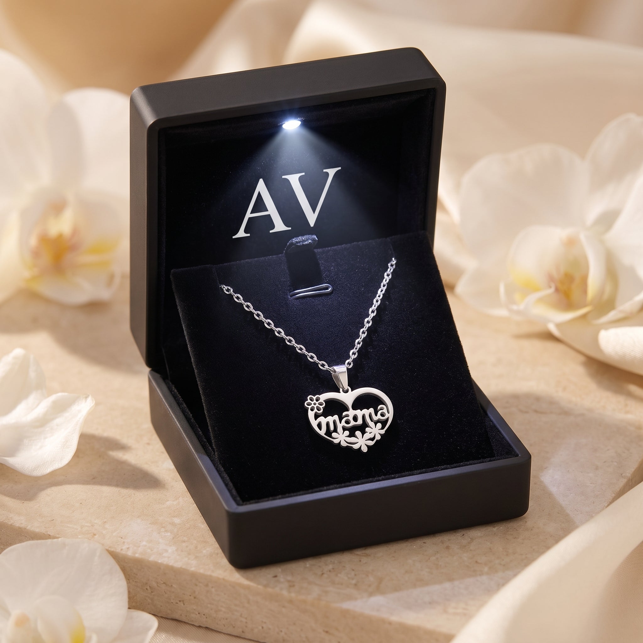 YLQ4431-necklace - Premium LED Gift Box Presentation