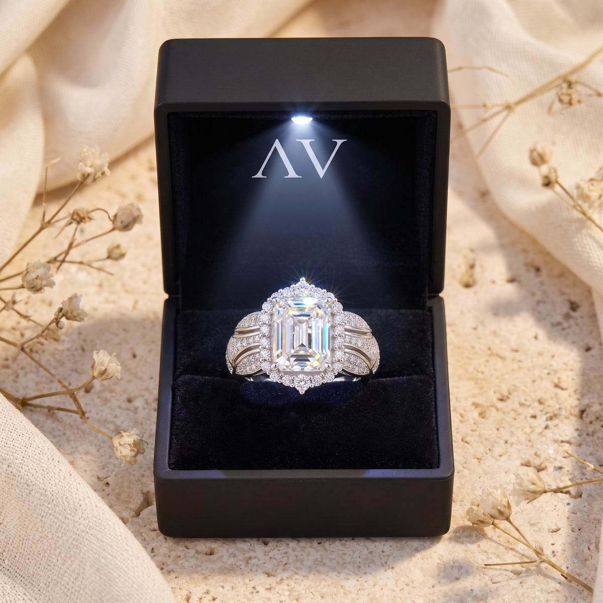 YLQ4633-rings - Premium LED Gift Box Presentation
