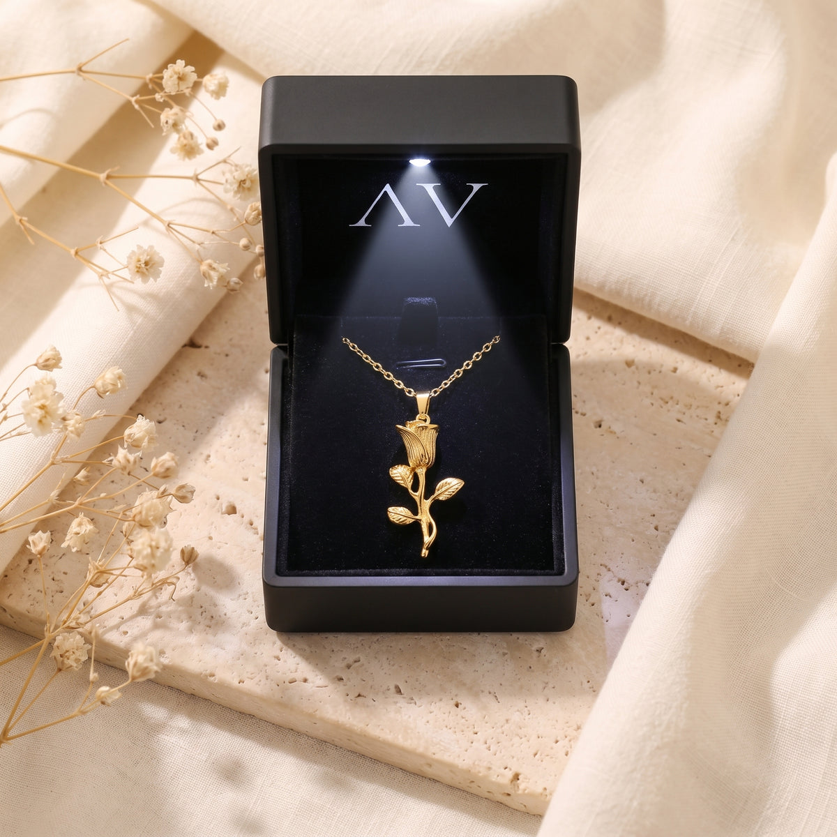 YLQ49175-NECKLACE - Premium LED Gift Box Presentation