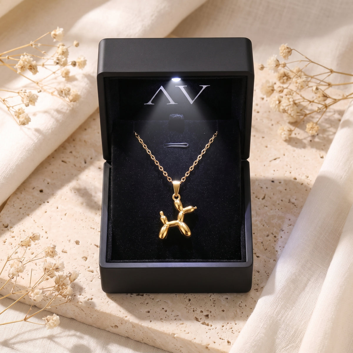 YLQ49176-NECKLACE - Premium LED Gift Box Presentation