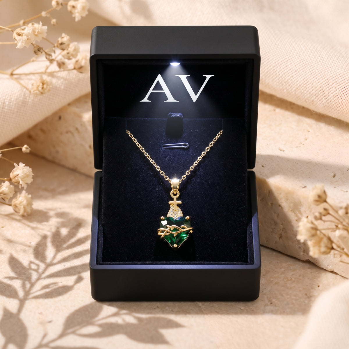 YLQ49287-NECKLACE - Premium LED Gift Box Presentation