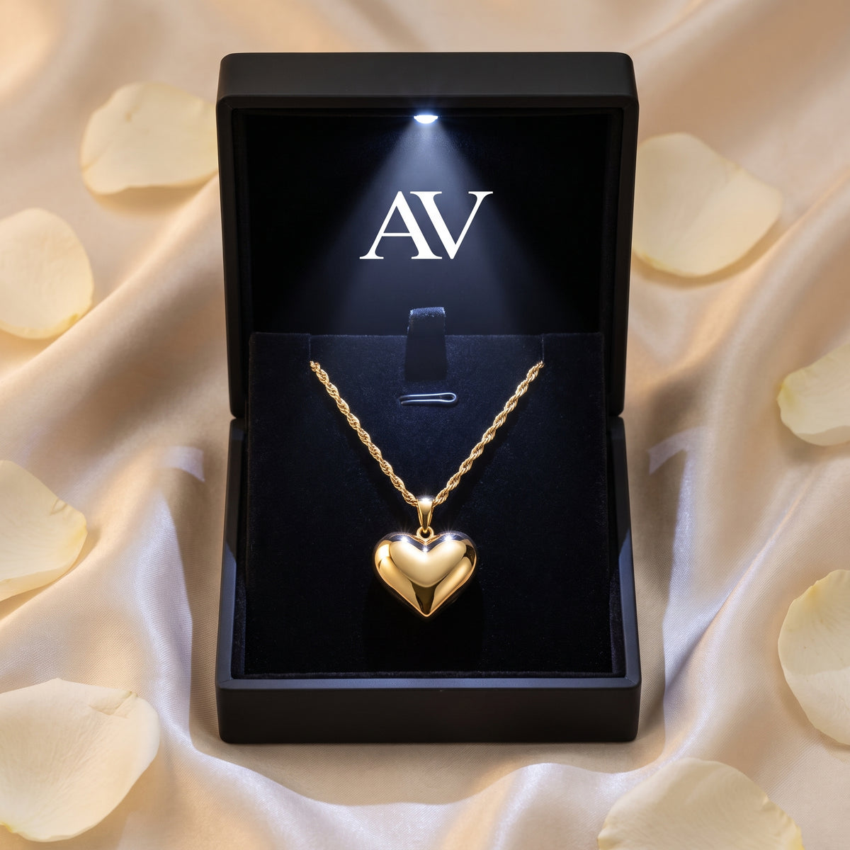 YLQ49376-NECKLACE - Premium LED Gift Box Presentation