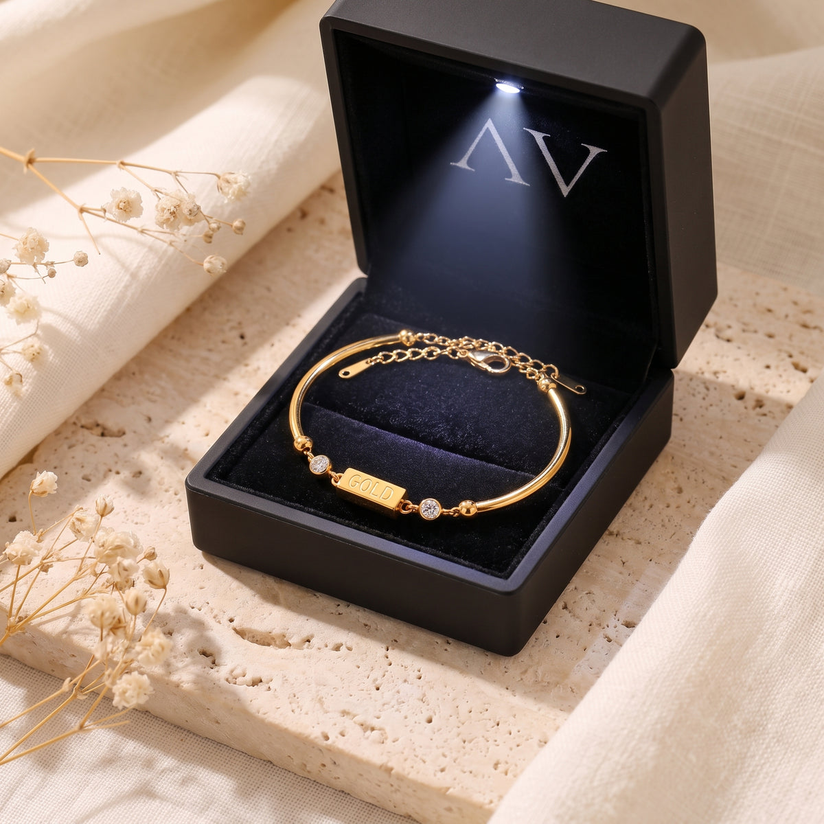 YLQ49466-bracelet - Premium LED Gift Box Presentation