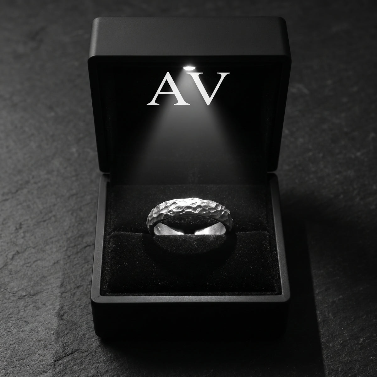YLQ50158-rings - Premium LED Gift Box Presentation