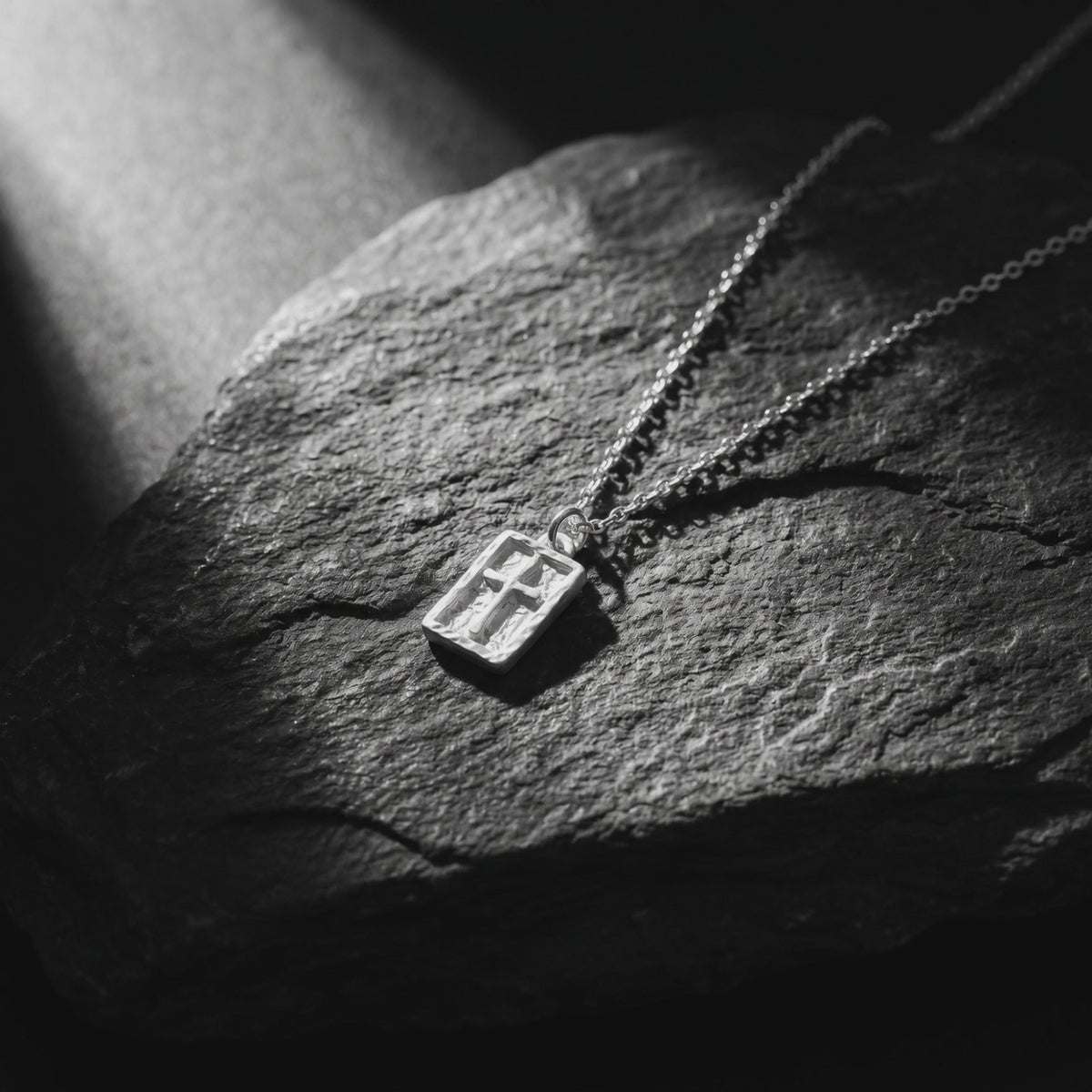YLQ50132-Necklace rotation video