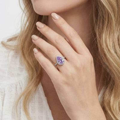 Video of the Odette simulated amethyst halo ring in solid gold.