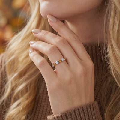 Video of the Novara solid gold ring with simulated topaz.