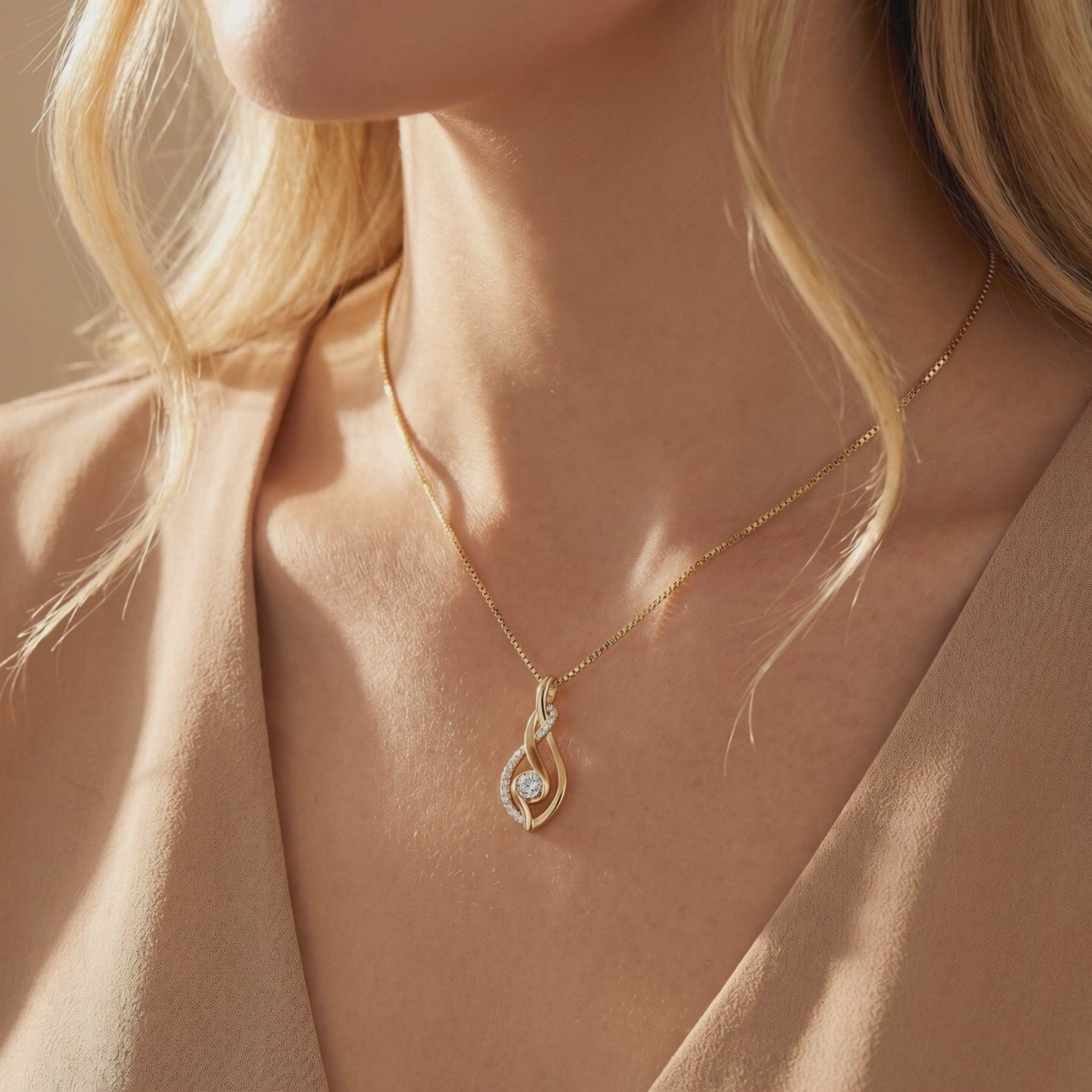 Anneliese moissanite pendant necklace in solid gold.