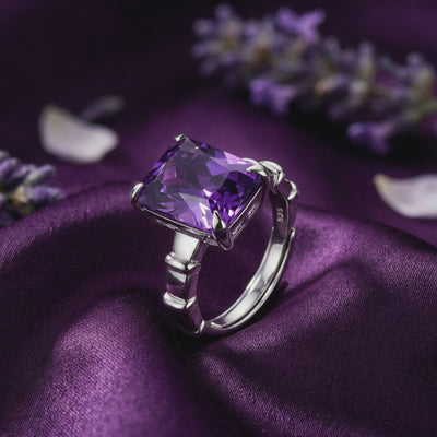 Natural amethyst oval ring in solid gold.