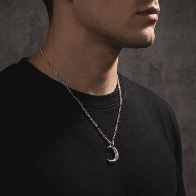 YLQ50104-Necklace lifestyle video