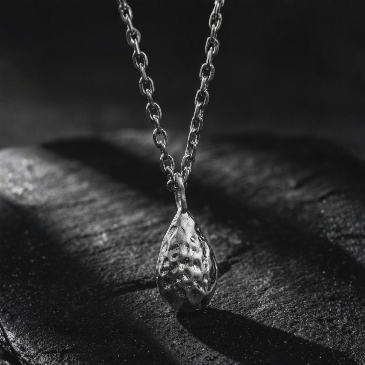 YLQ50124-Necklace rotation video