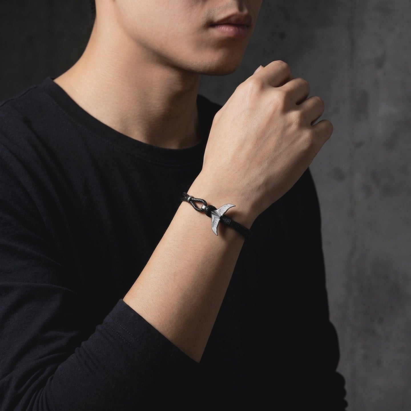 YLQ50069-bracelet lifestyle video
