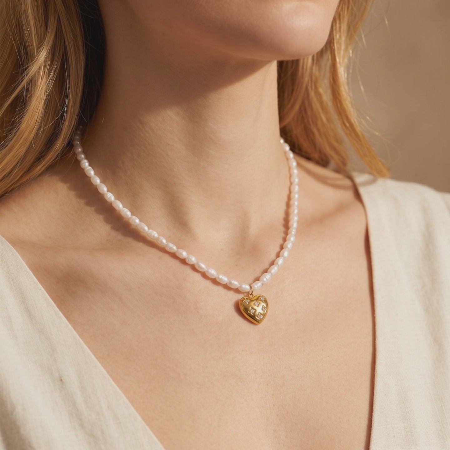 YLQ49155-NECKLACE lifestyle video