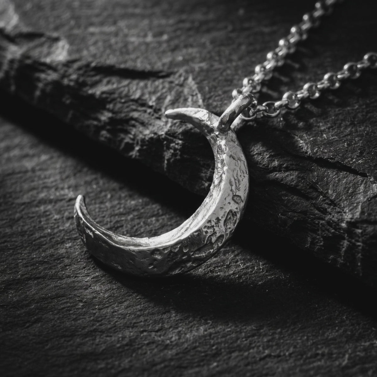 YLQ50104-Necklace rotation video