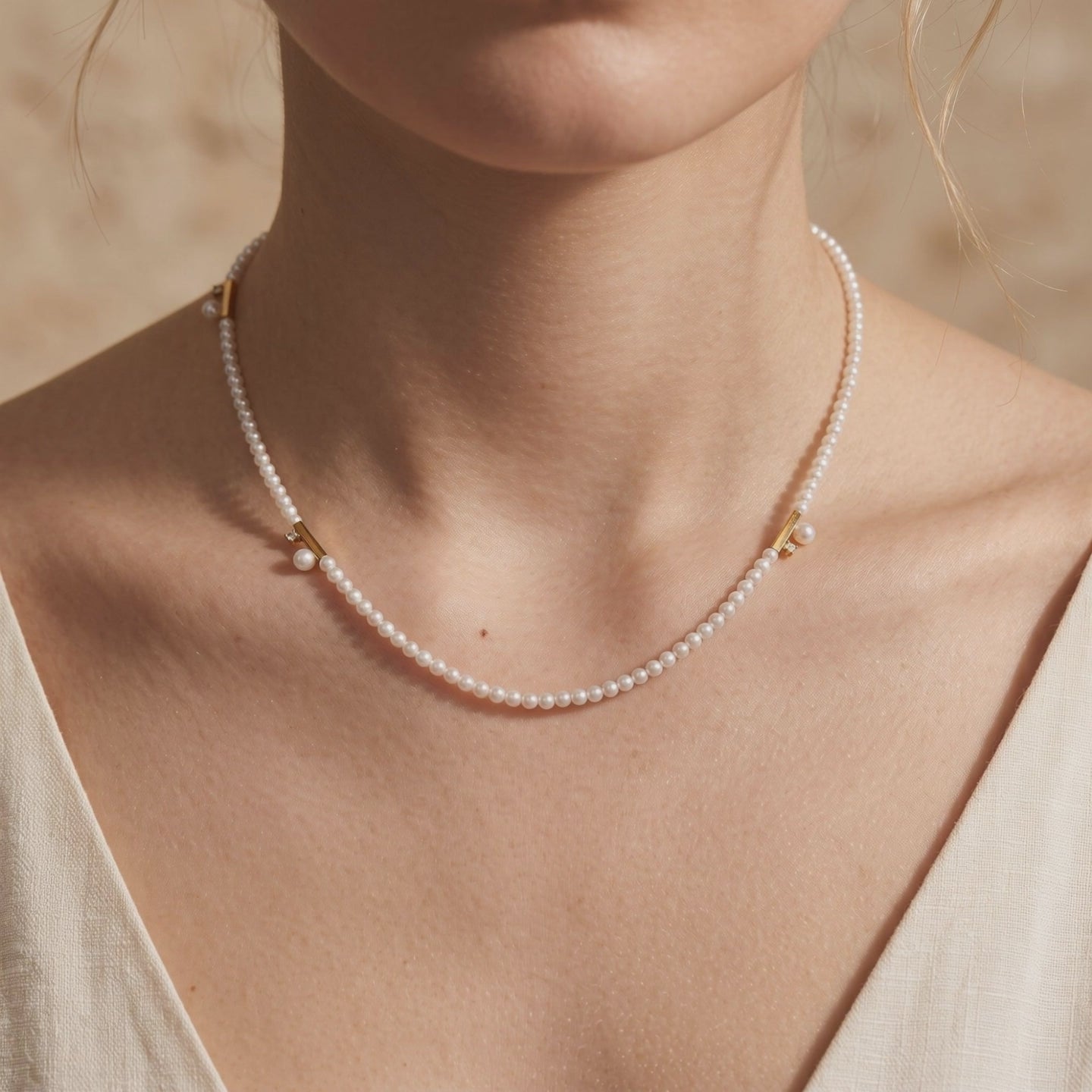 YLQ49048-NECKLACE lifestyle video