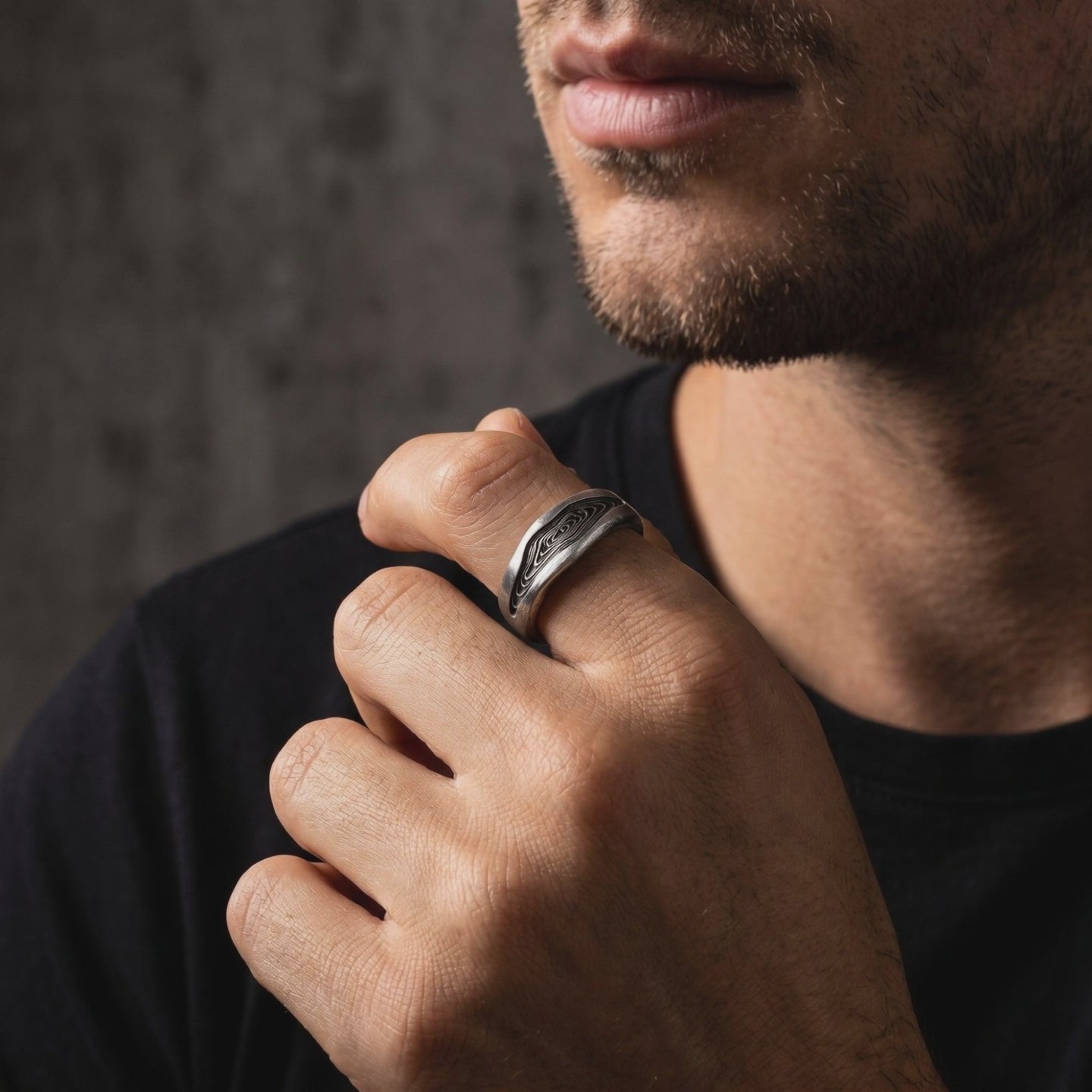 YLQ49970-rings lifestyle video