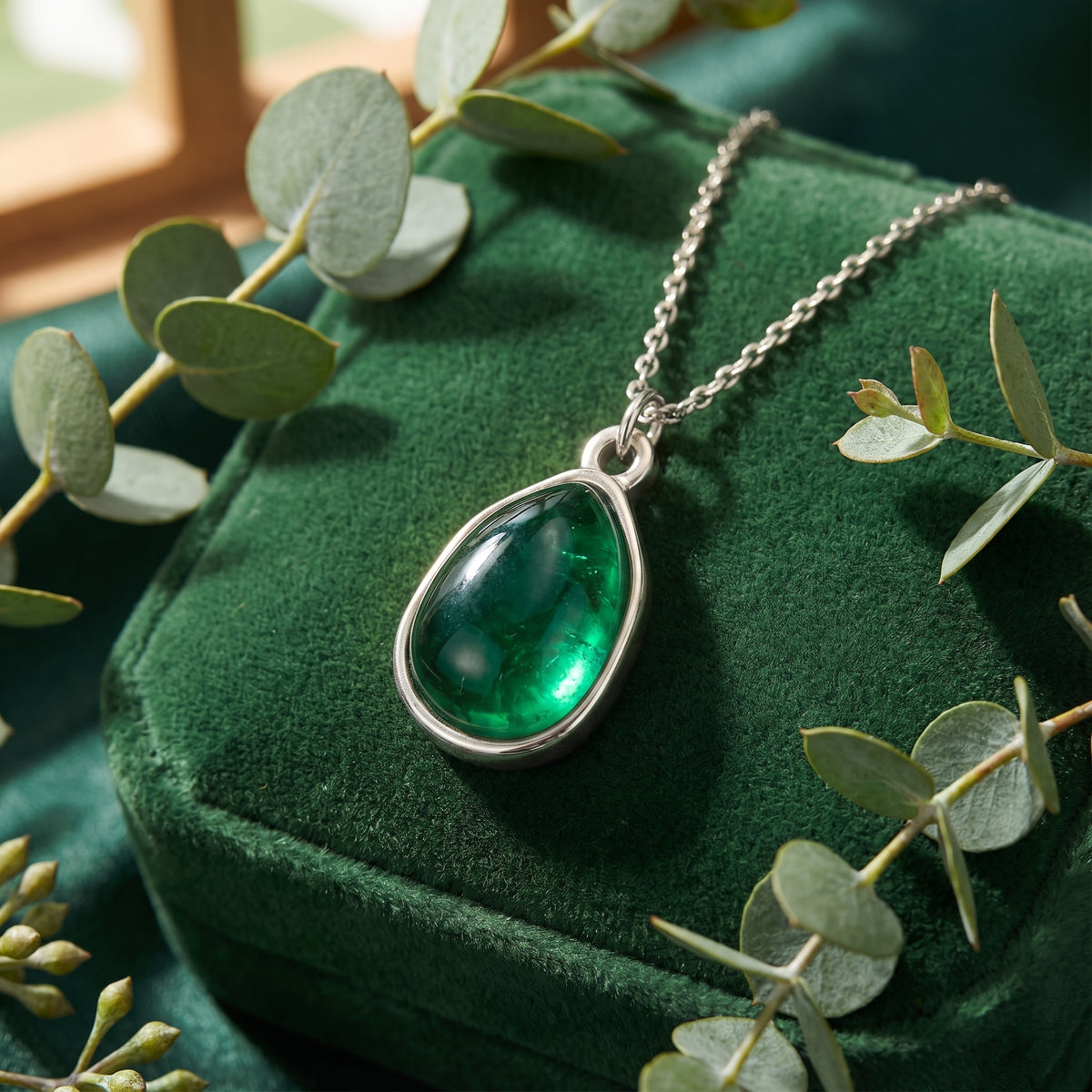 the-azurielle-teardrop-sterling-silver in silver finish